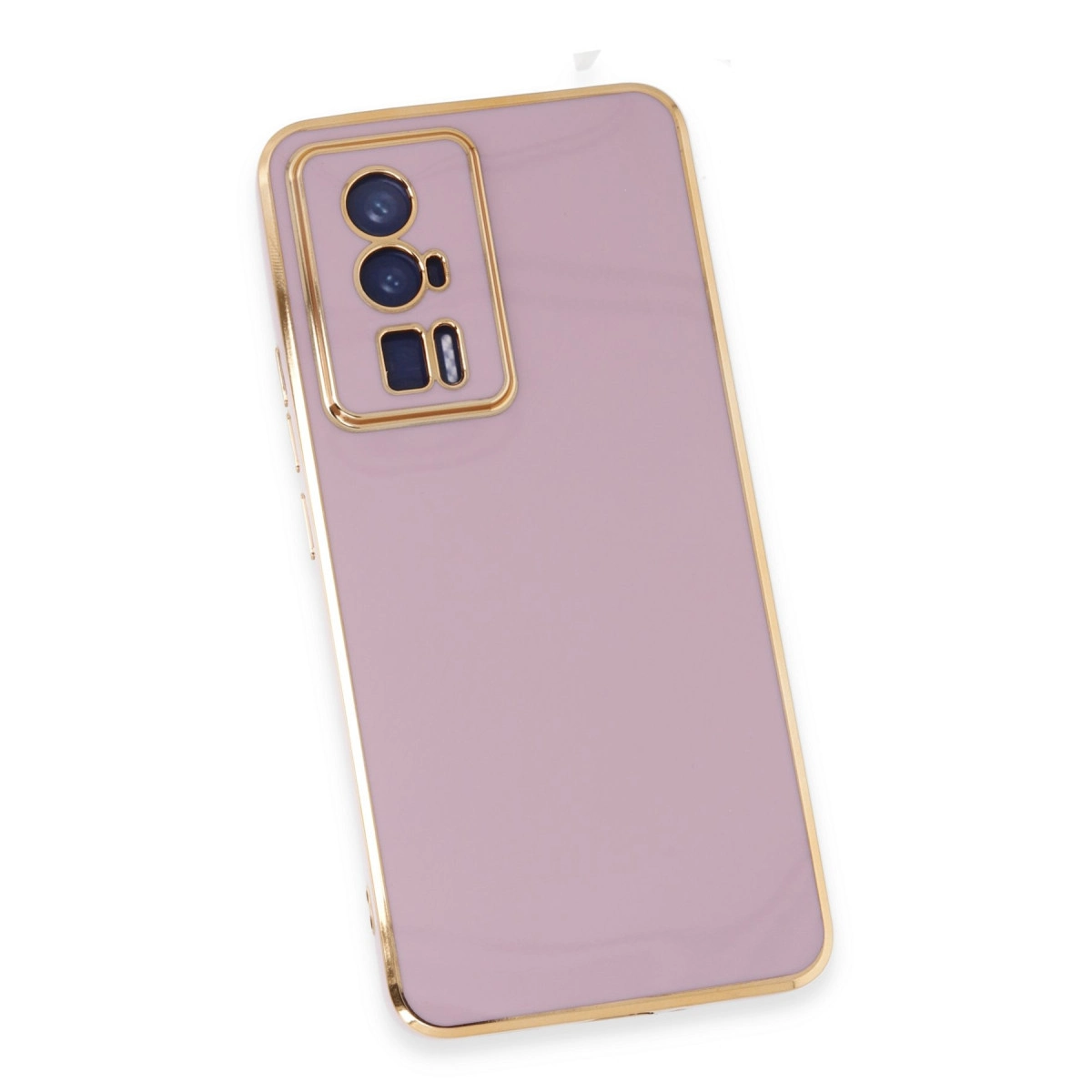 Altın çerçeveli, leylak rengi telefon kılıfı ve kamera modülü.