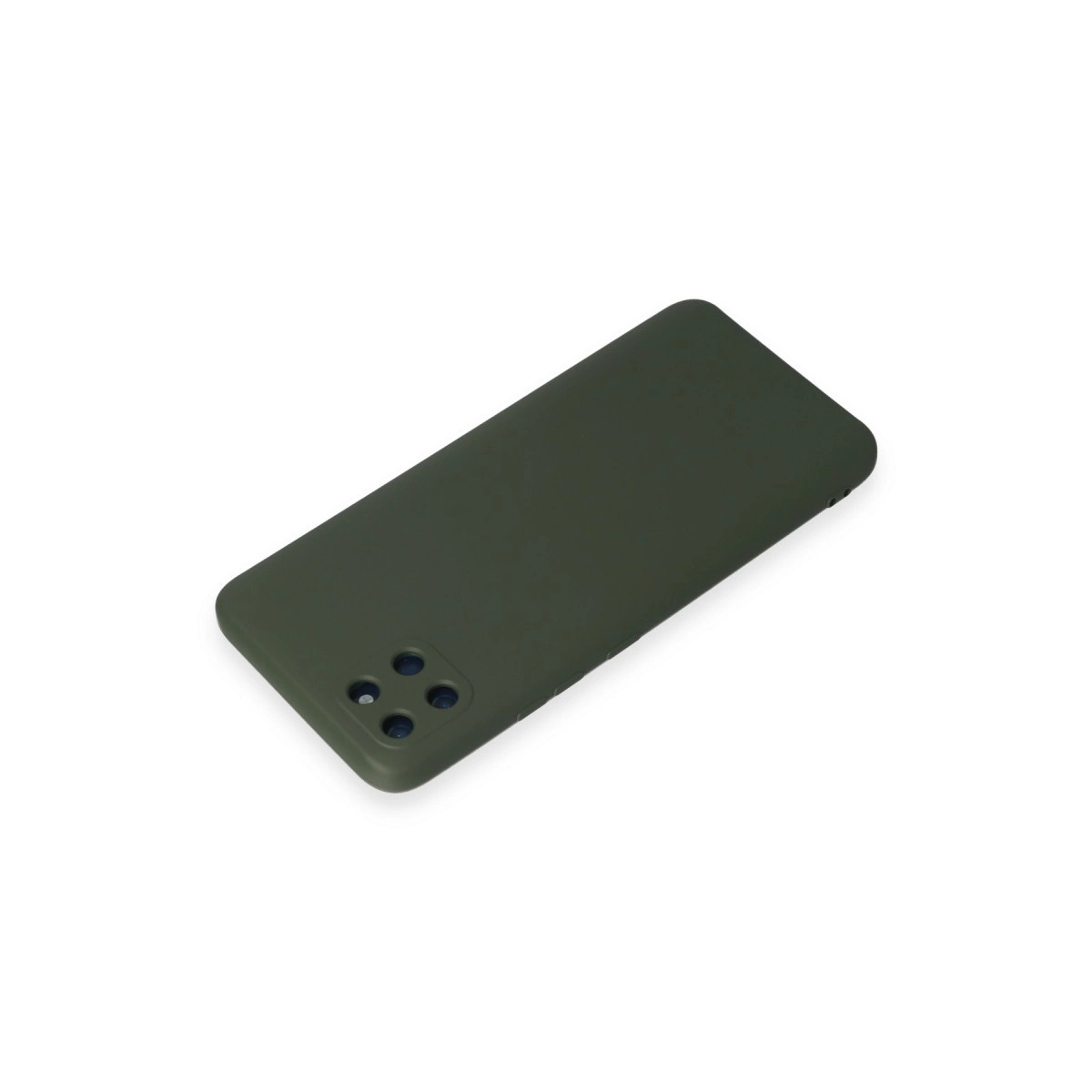 Arkada dört kamera lensli koyu yeşil telefon kılıfı, beyaz arka plan üzerinde.