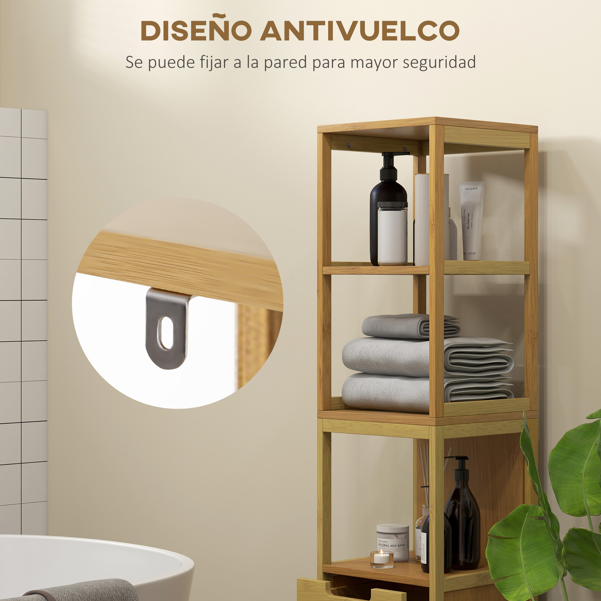 Una estantería alta de madera con artículos como toallas y botellas en sus estantes.