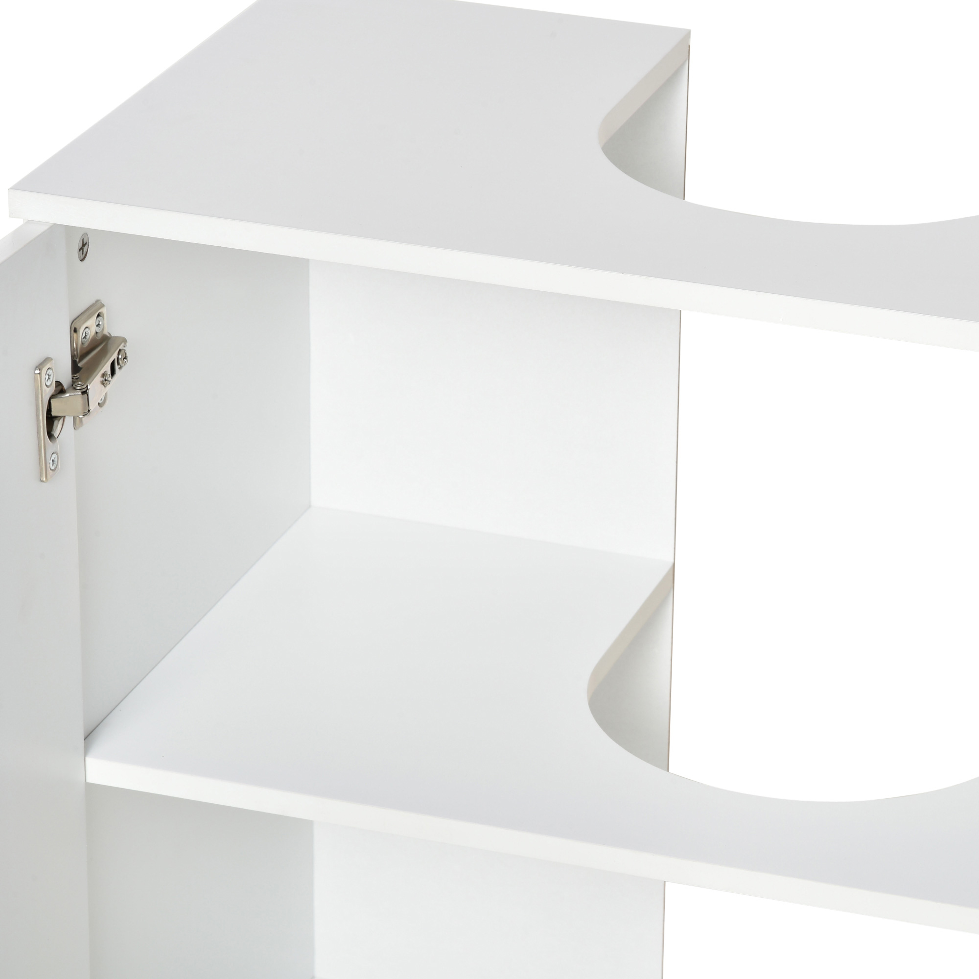 Un mueble blanco con estantes y una bisagra.