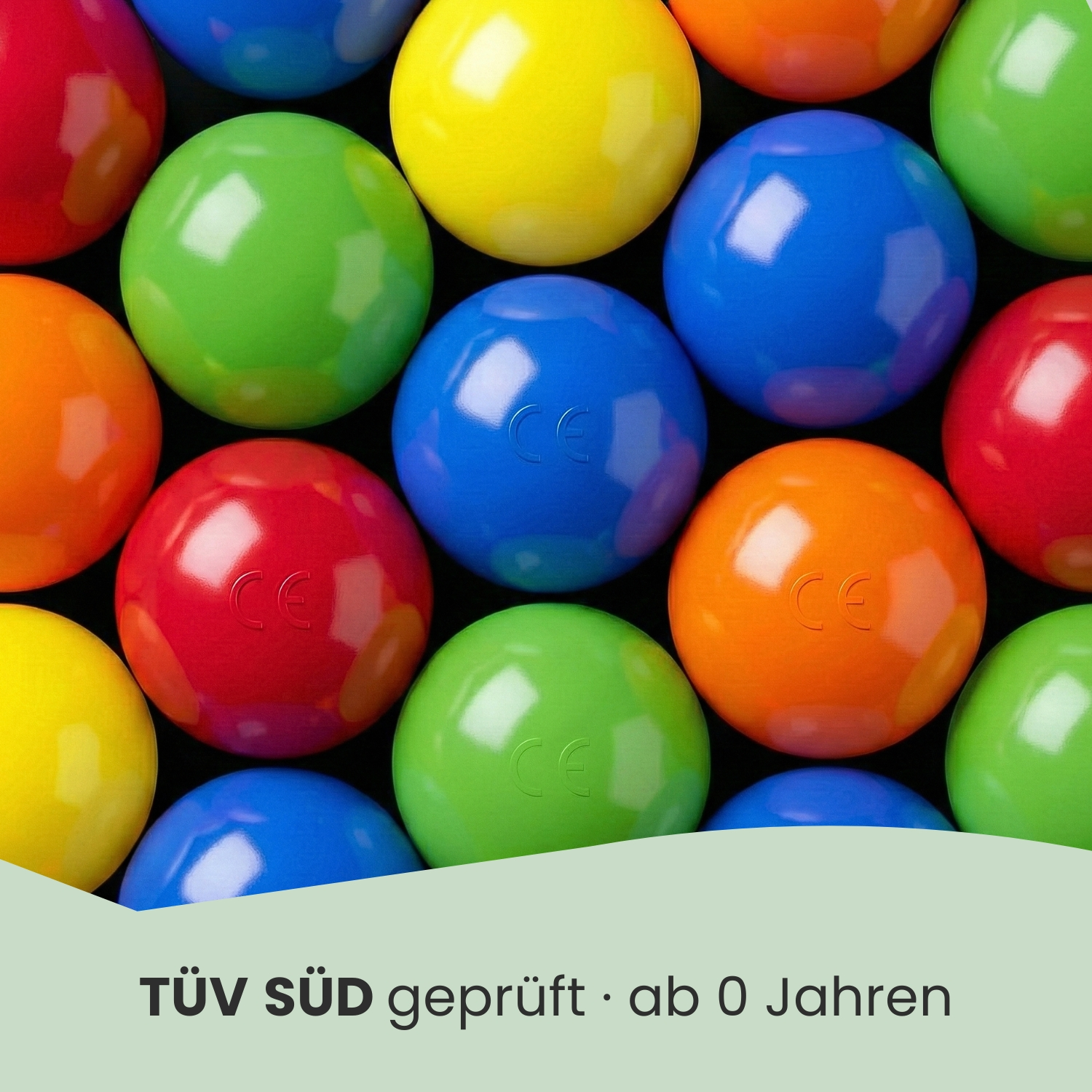 Bunte Spielbälle in Rot, Blau, Gelb, Orange und Grün.