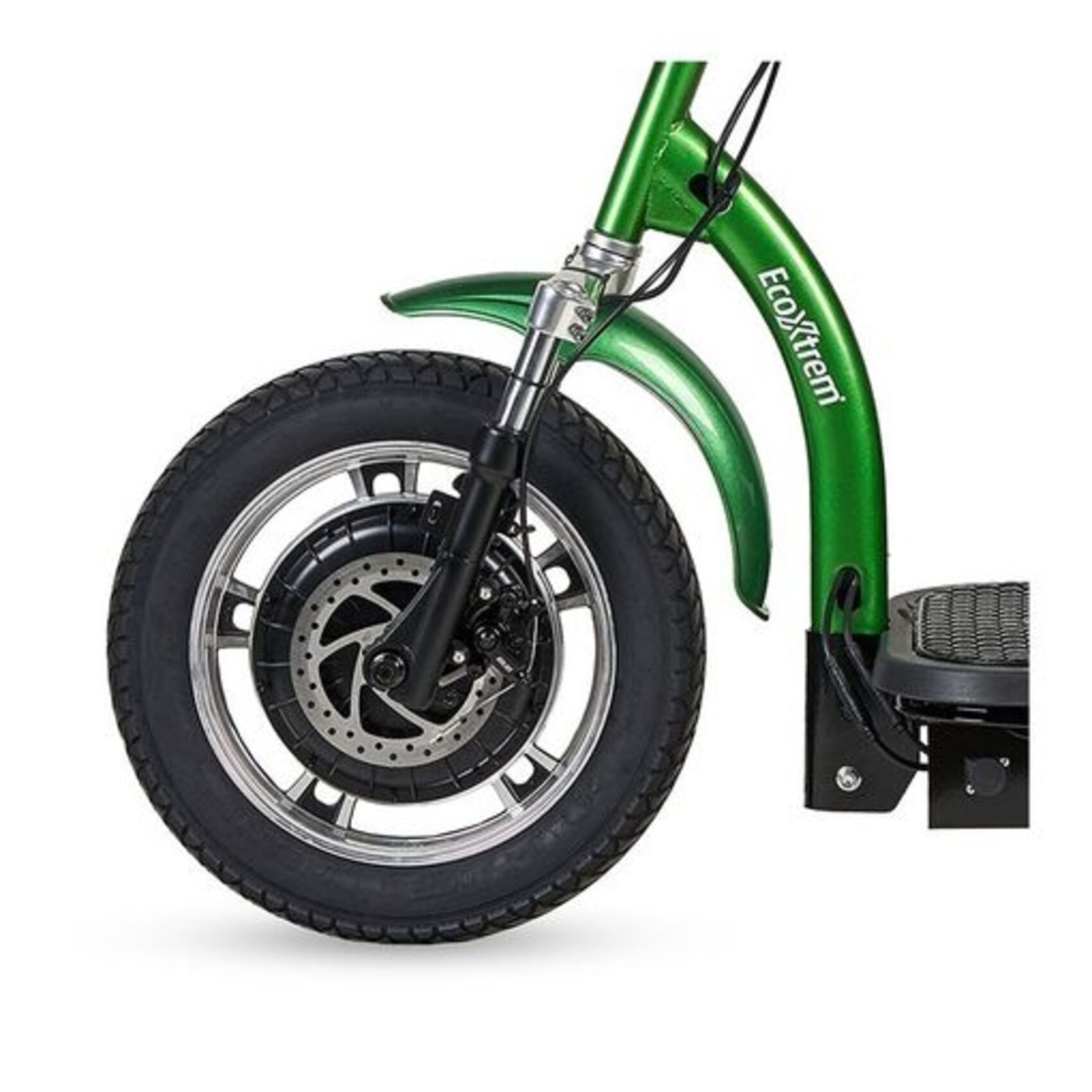 Vista frontal de un patinete verde con rueda grande, freno y logo "EcoXtreme".