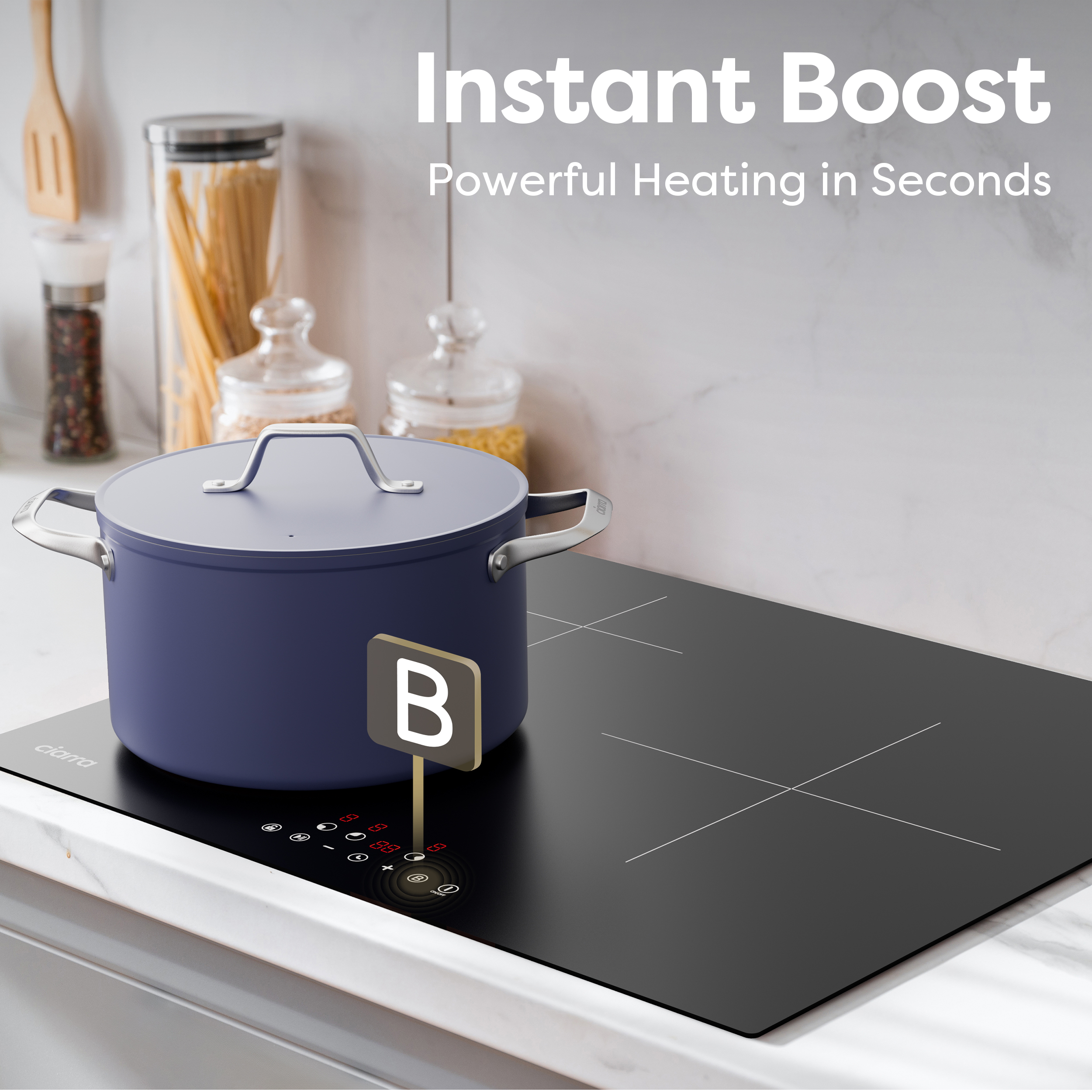 Une casserole bleue sur une plaque à induction noire avec un marqueur 'B'.