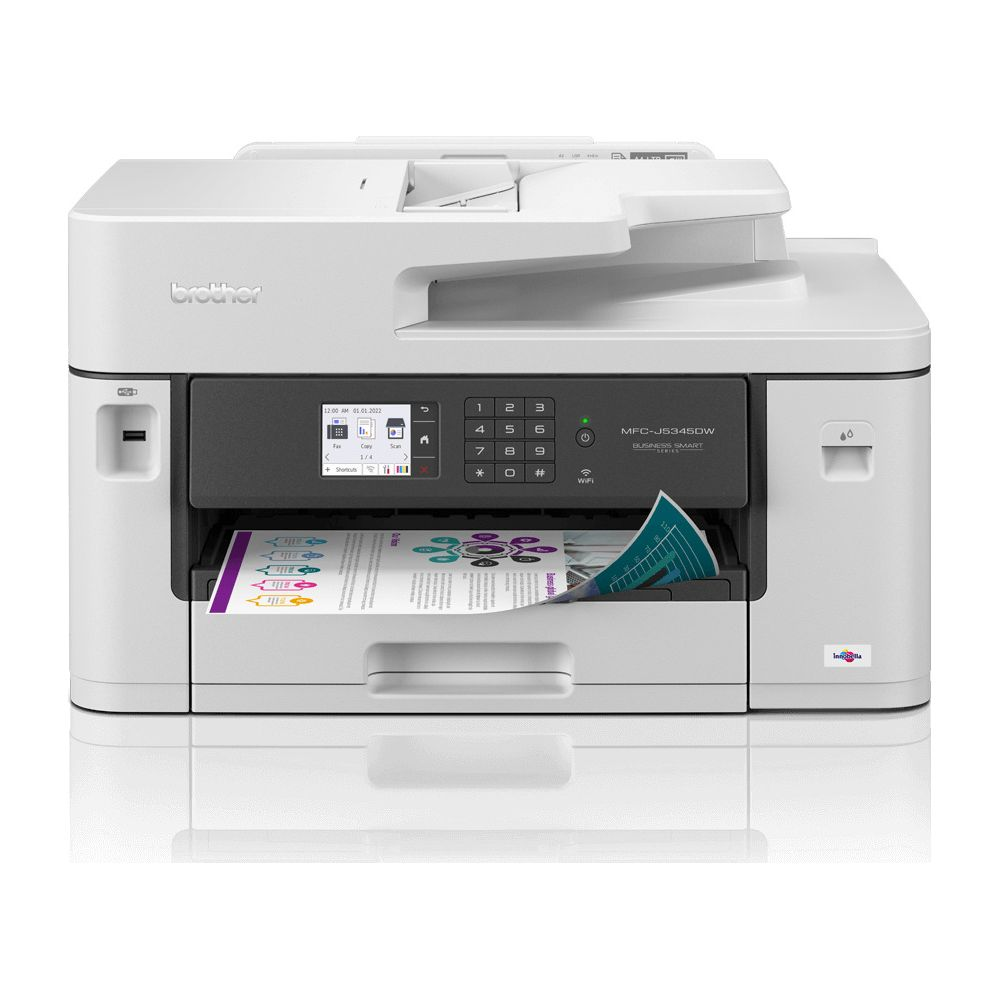 Biała drukarka Brother MFC-J5345DW z papierem w podajniku wyjściowym.