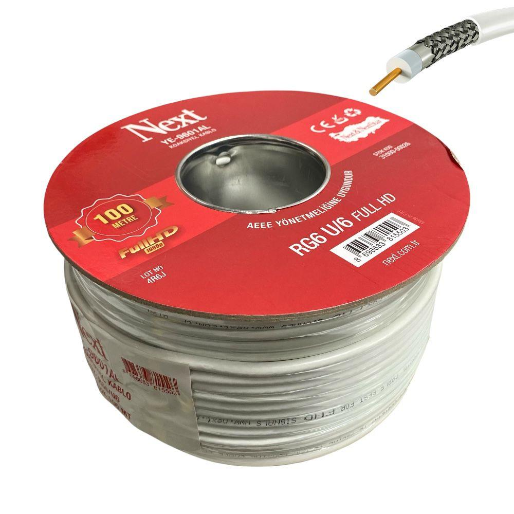 Kırmızı etiketli beyaz koaksiyel kablo makarası RG6 U/6 Full HD gösterir.