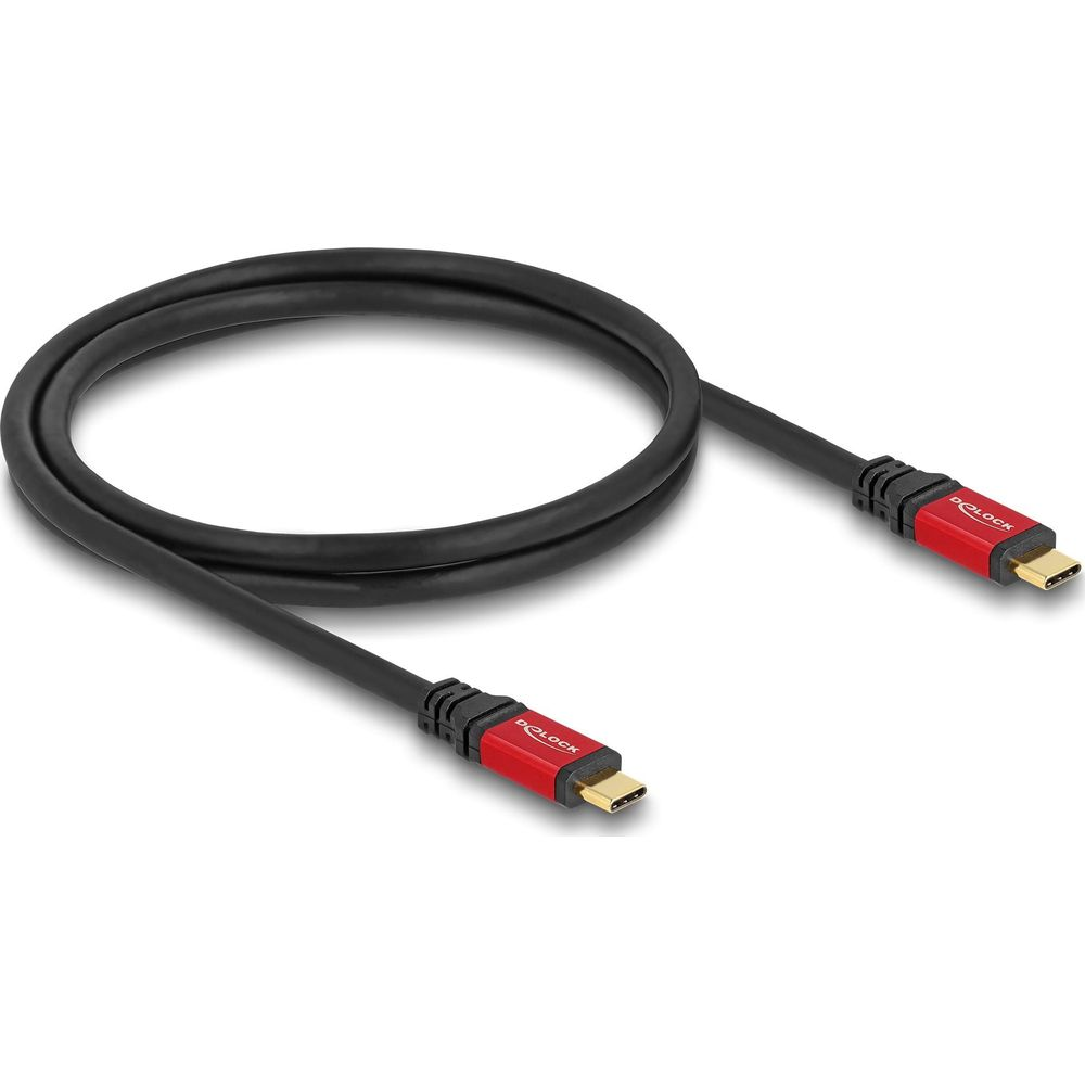 Schwarzes USB-C-Kabel mit roten Steckergehäusen und goldener Beschriftung.