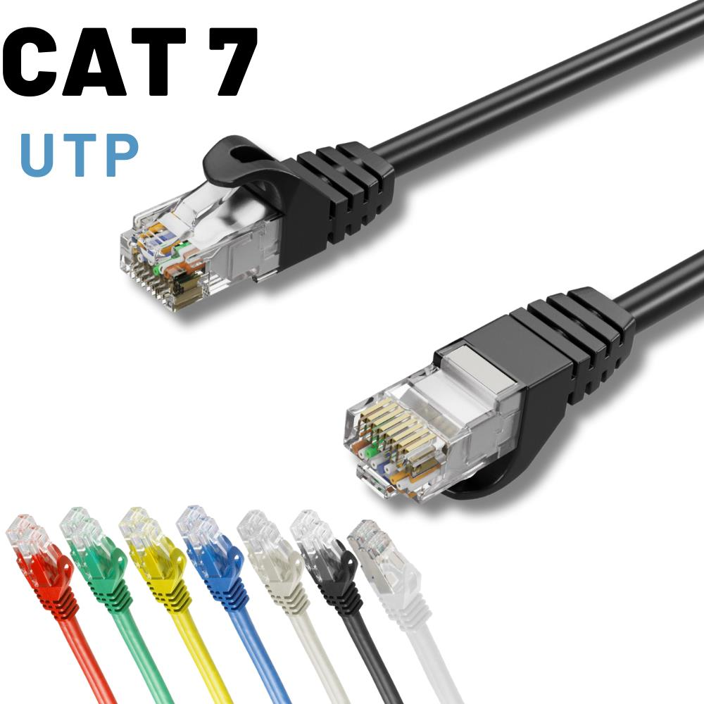 CAT 7 UTP kablolar, çeşitli renklerde, gümüş konektörlü, beyaz arka plan üzerinde.