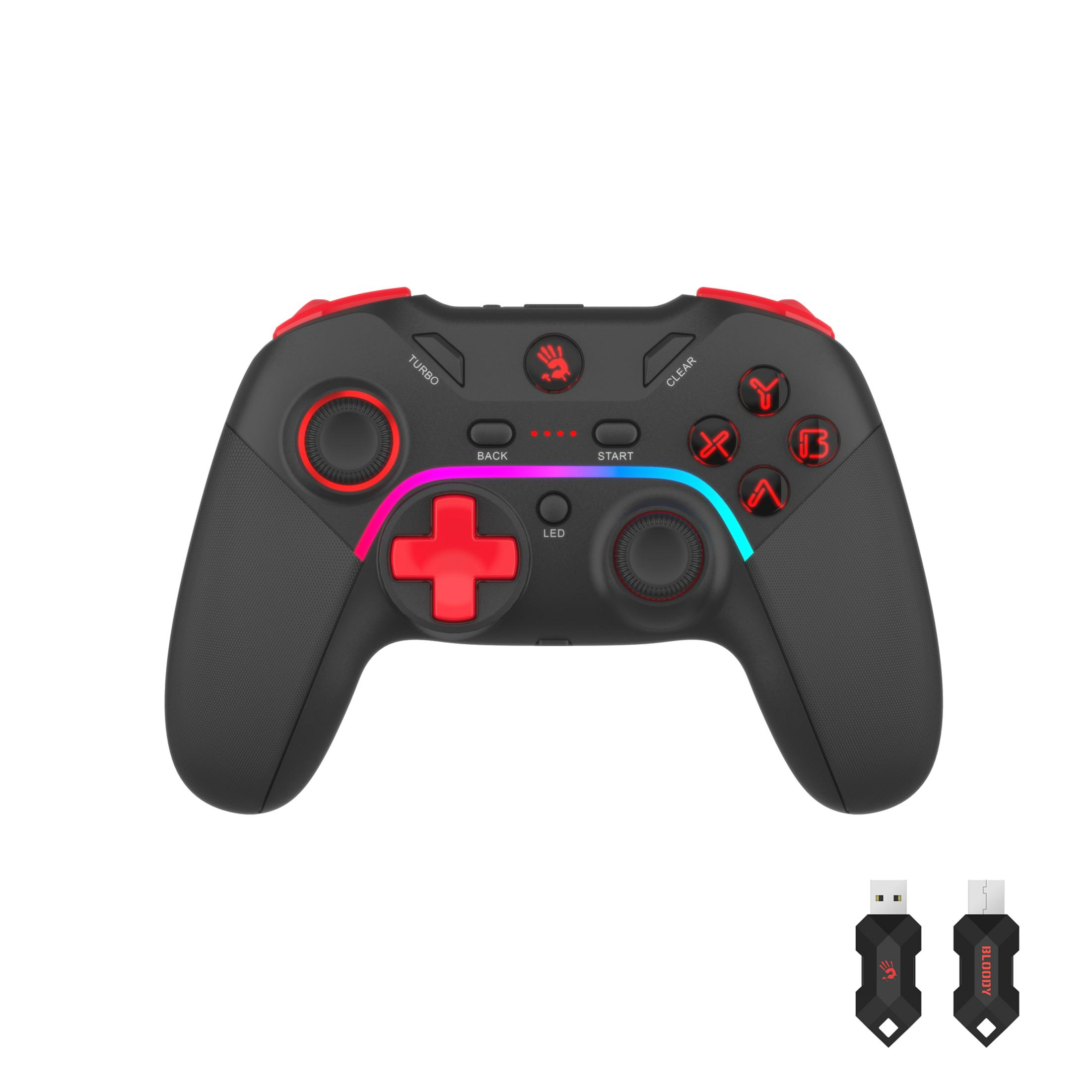 Controller da gioco nero con accenti rossi e due dongle USB.