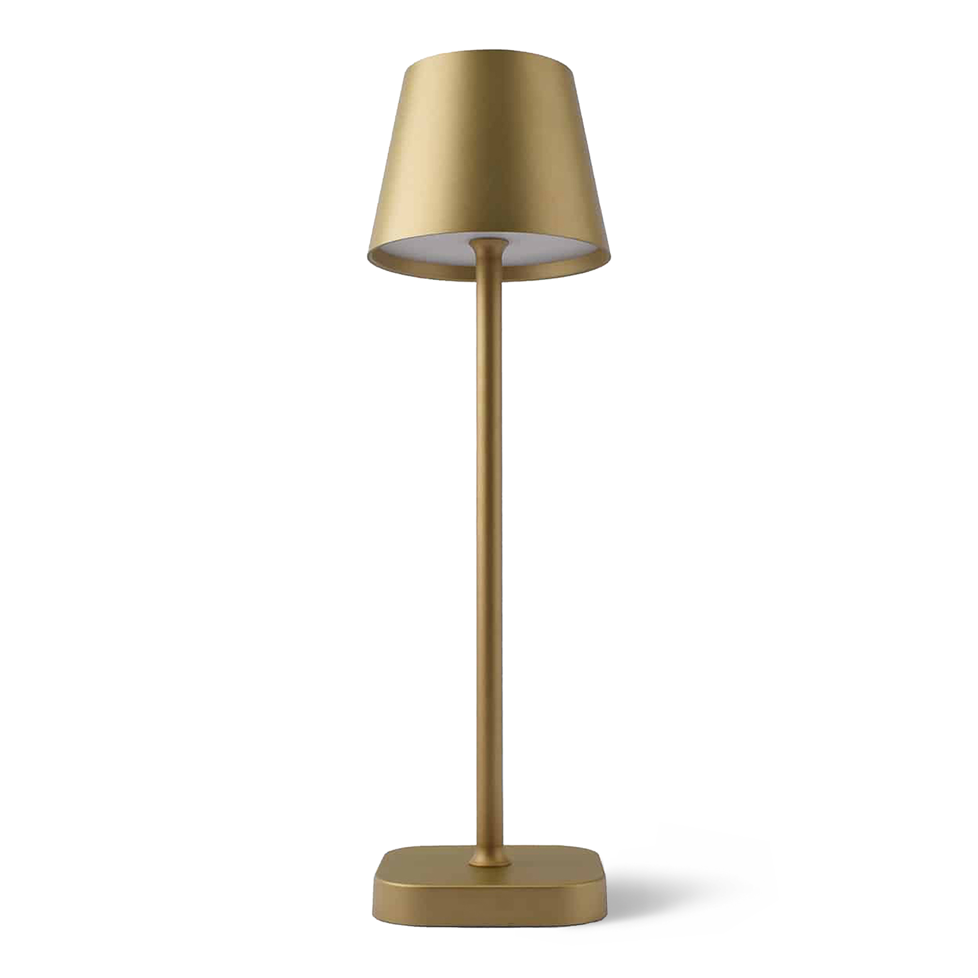 Een gouden staande lamp met conische kap staat op een rechthoekige voet.