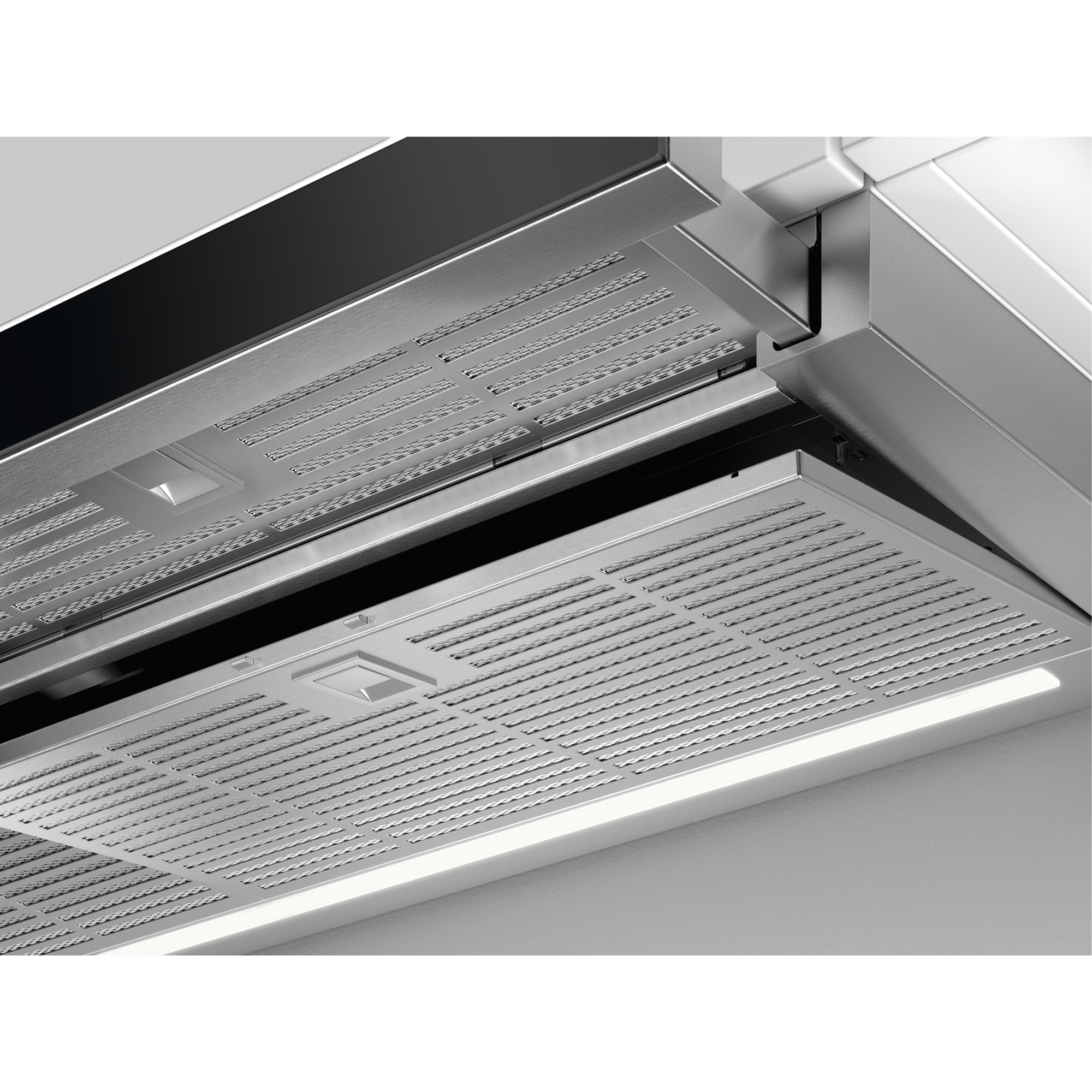 Cappa aspirante in acciaio inox con luci e filtri.