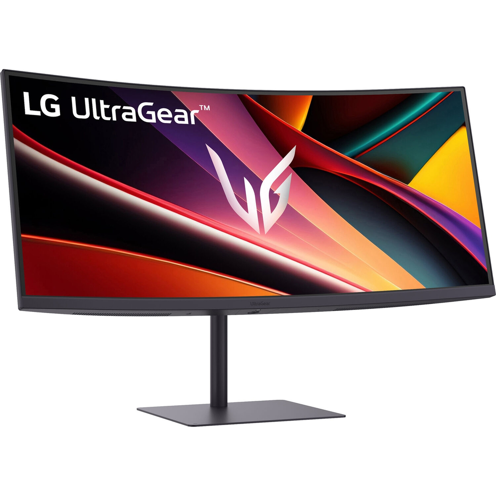 Zakrzywiony monitor LG UltraGear z abstrakcyjnym, kolorowym tłem.
