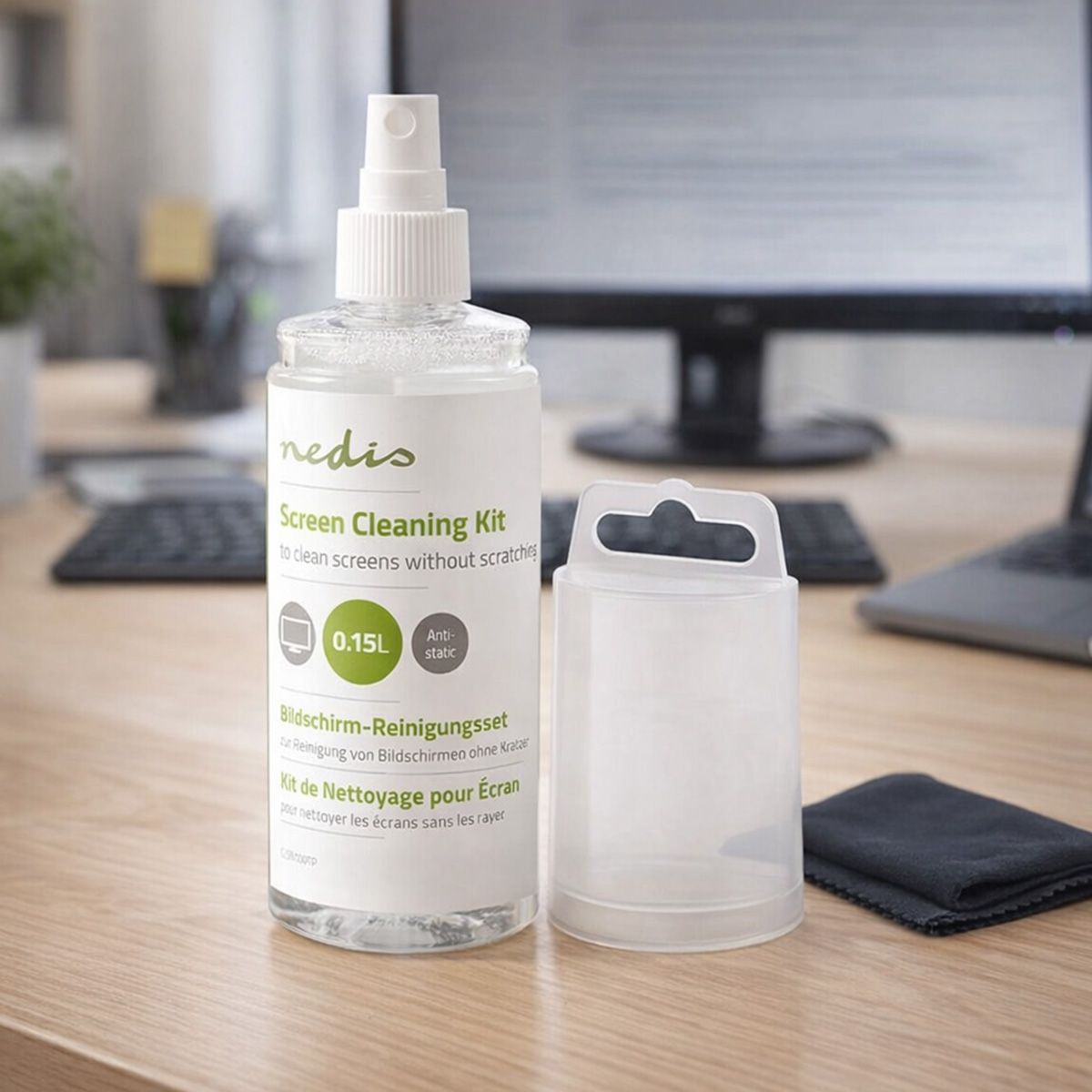 Screen cleaning kit with 0.15L, anti-static, cloth and case.