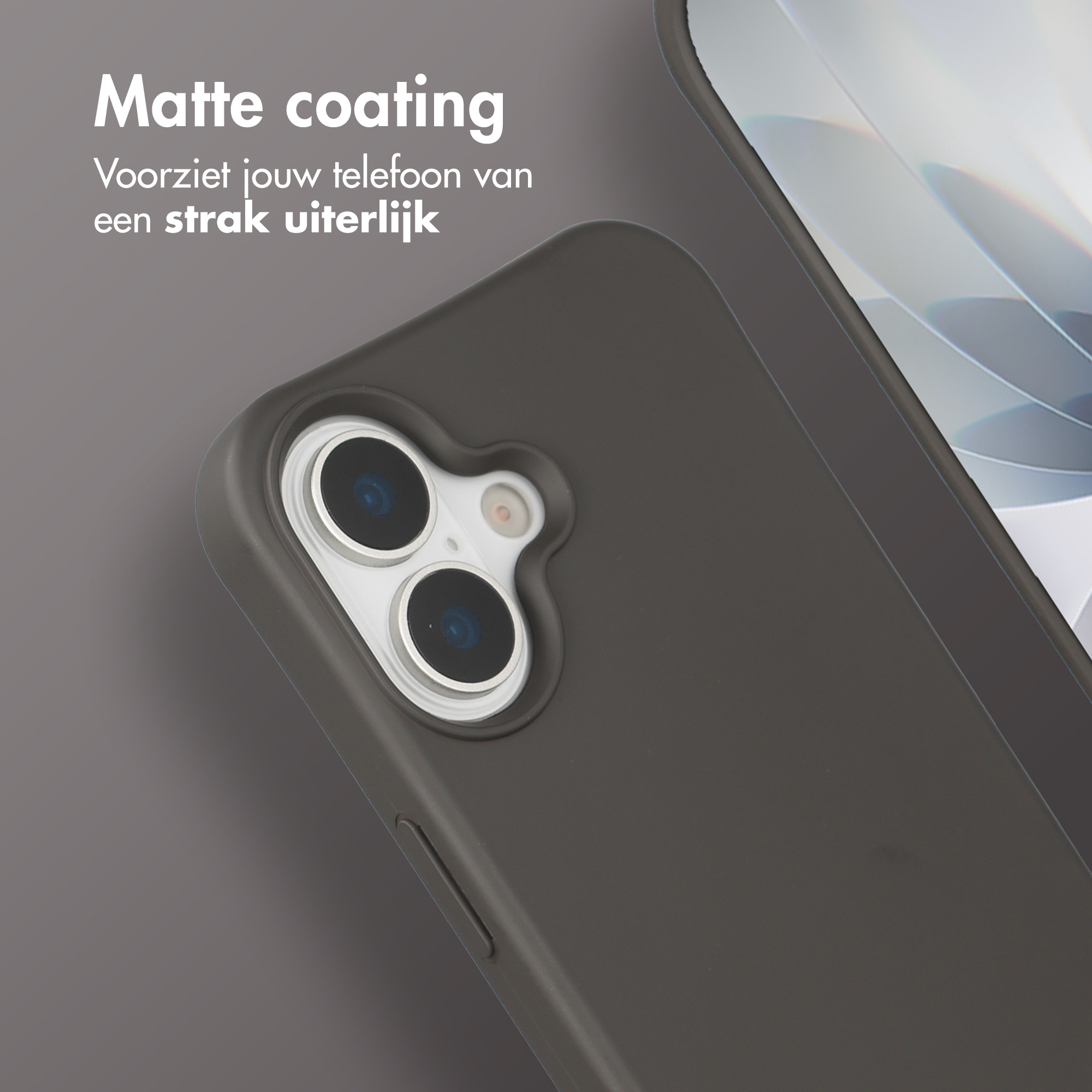 Donkergrijs mat telefoonhoesje met cameralenzen.