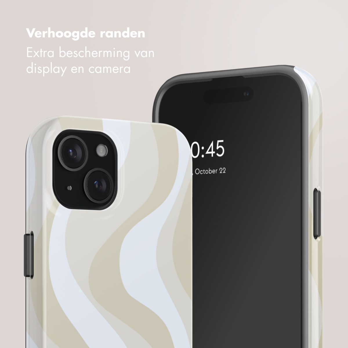 Een telefoon met een hoesje met golvend patroon en vergrendeld scherm.