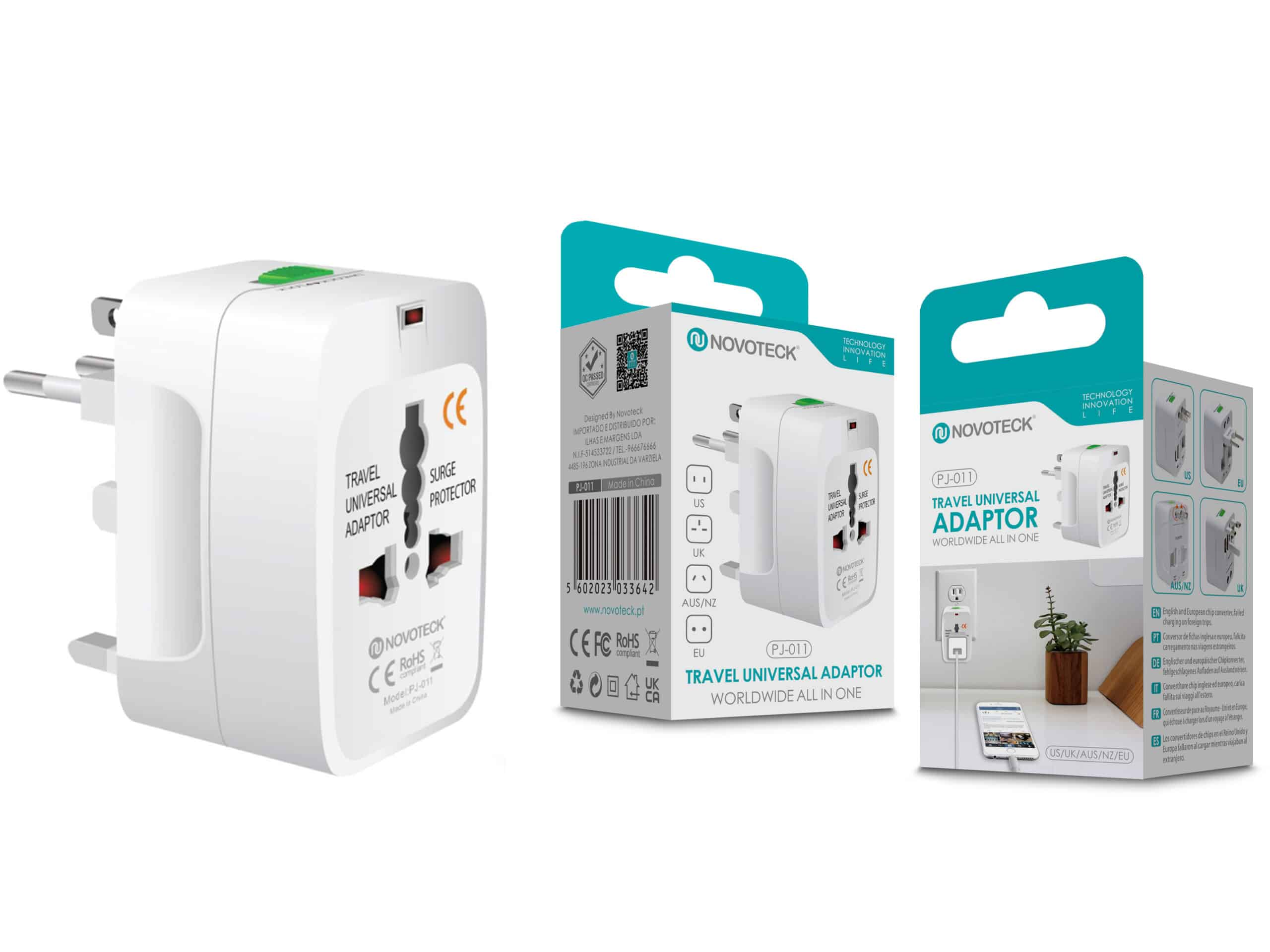Adaptador de viaje universal blanco con embalaje, sobre fondo blanco.