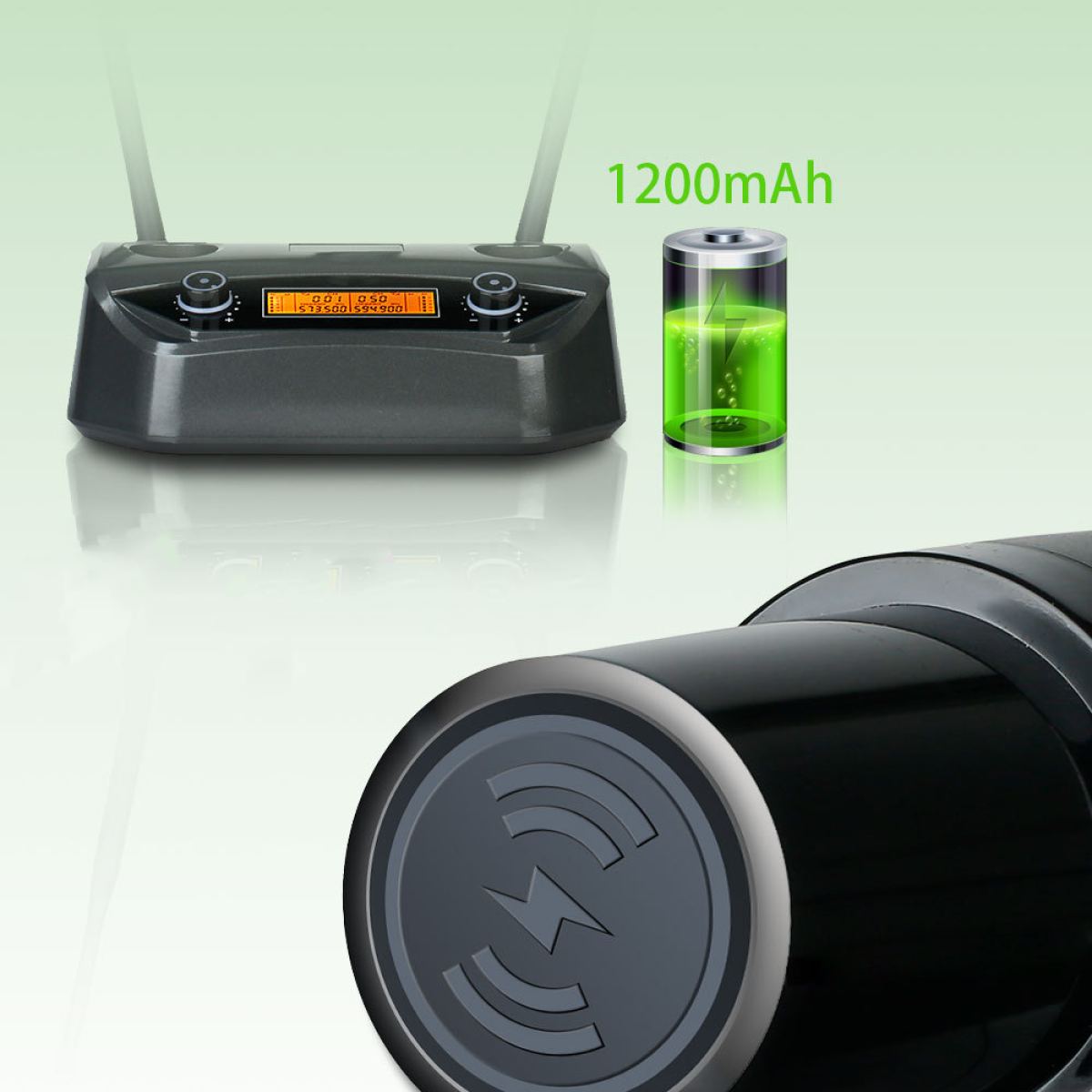 Ein graues Gerät mit Antennen und einem Bildschirm neben einer hellgrünen Batterieanzeige.