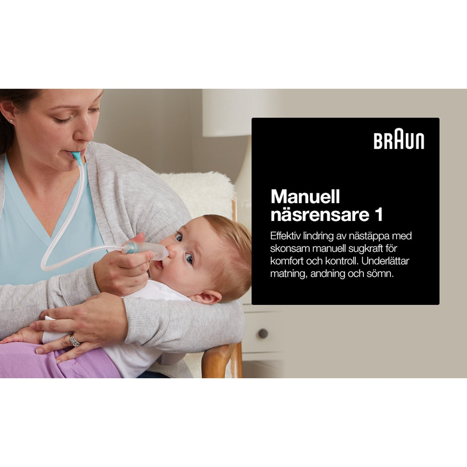 Een vrouw gebruikt een handmatige neusreiniger bij een baby. Braun logo en tekst.