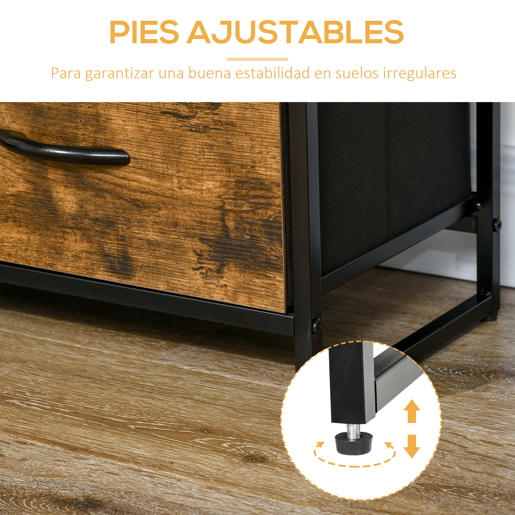 Pies ajustables de mueble de madera con marco metálico negro sobre suelo de madera.