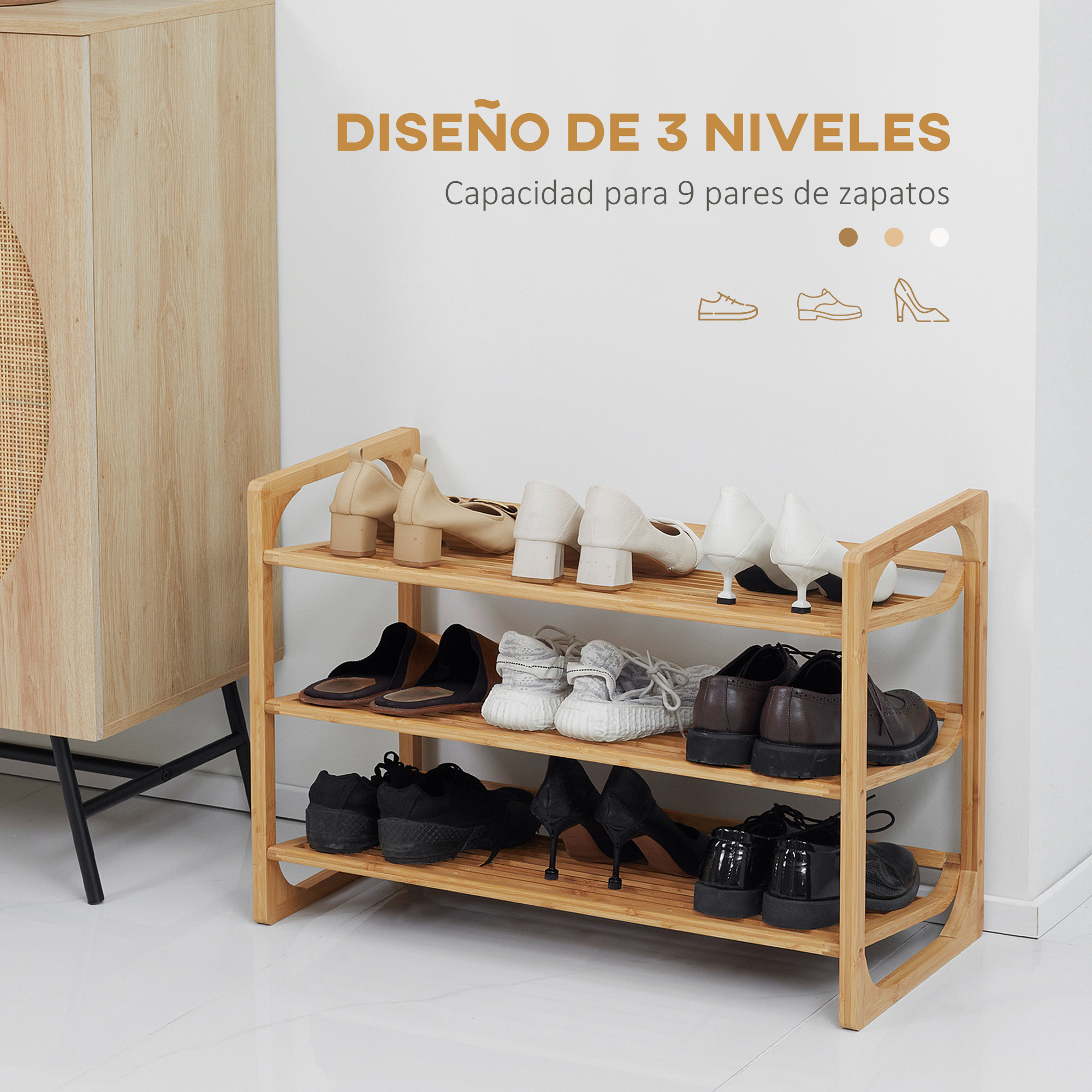 Zapatero de bambú de tres niveles con varios zapatos.