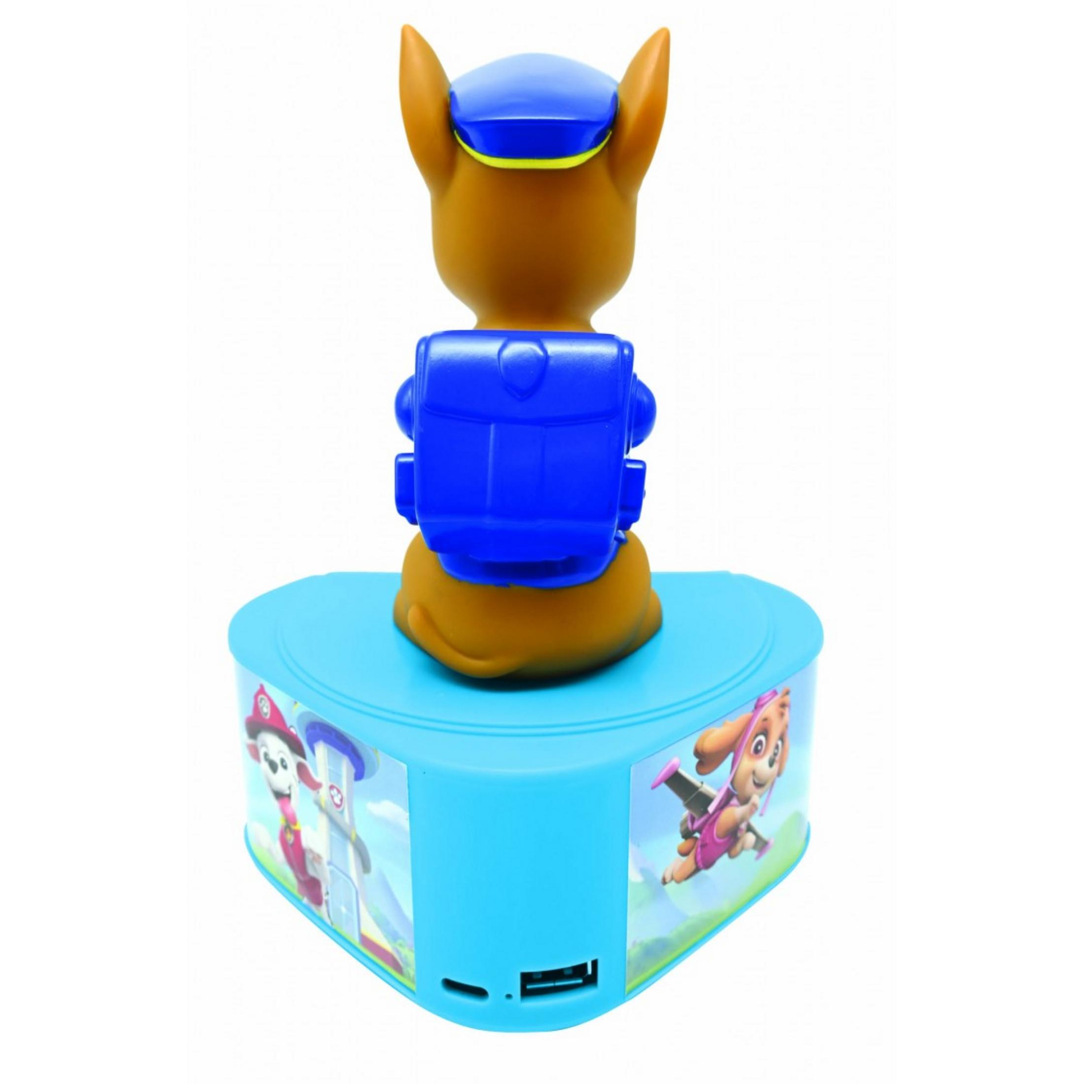 Un contenitore blu a forma di cuore con personaggi di Paw Patrol e un giocattolo.