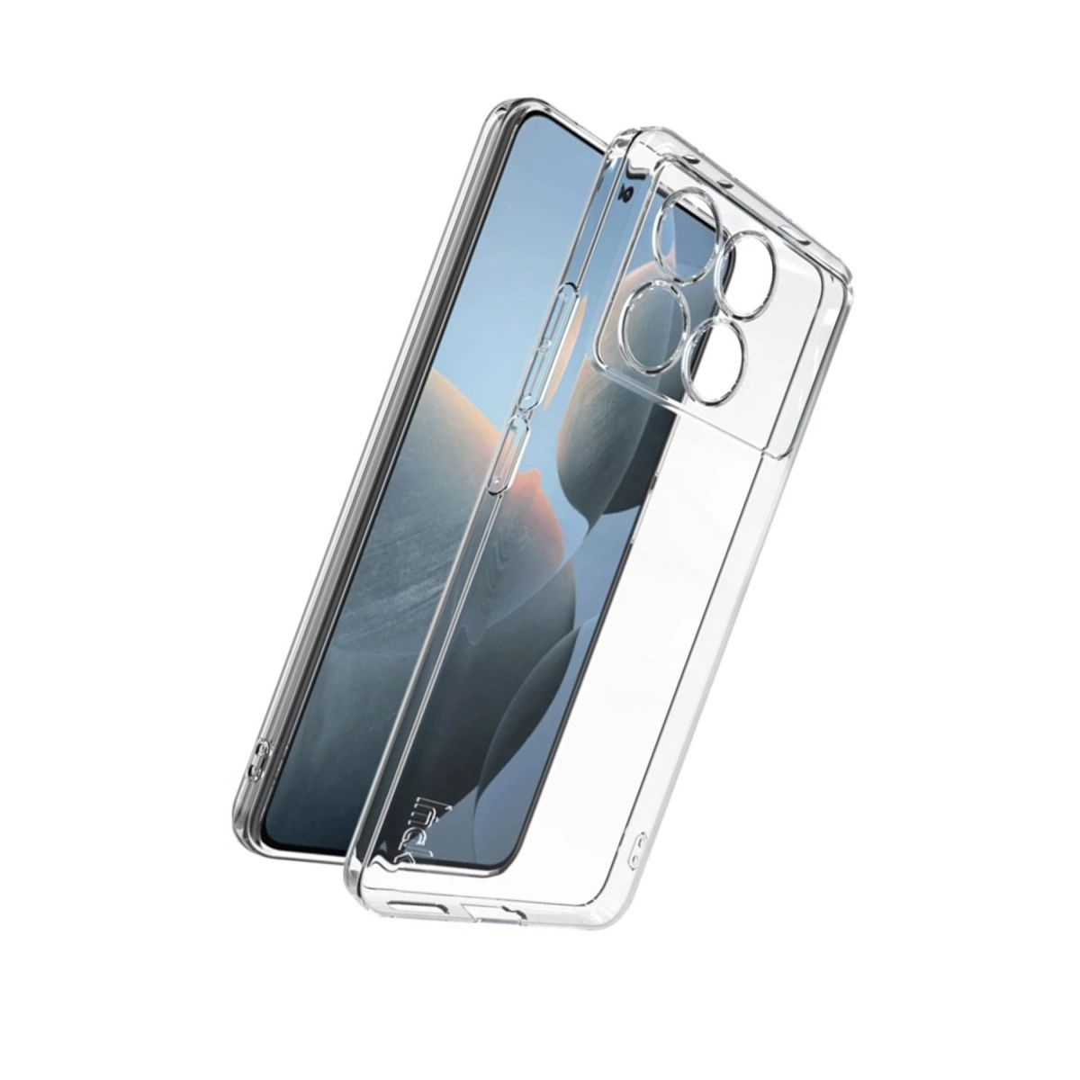 Dört kameralı arka kısım için kesikleri olan şeffaf telefon kılıfı.
