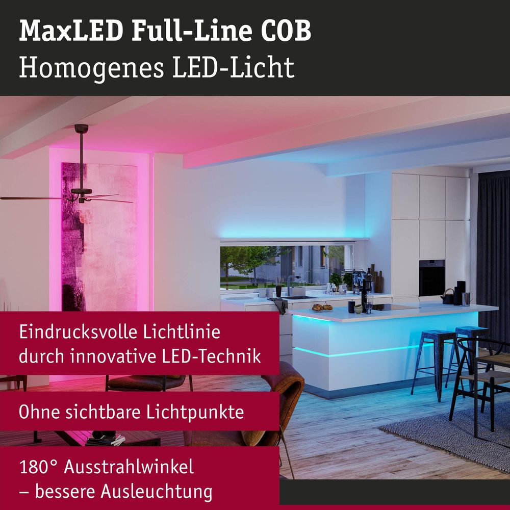 Moderne Küche mit LED-Beleuchtung in Pink, Blau und Weiß. Insel mit Barhockern.