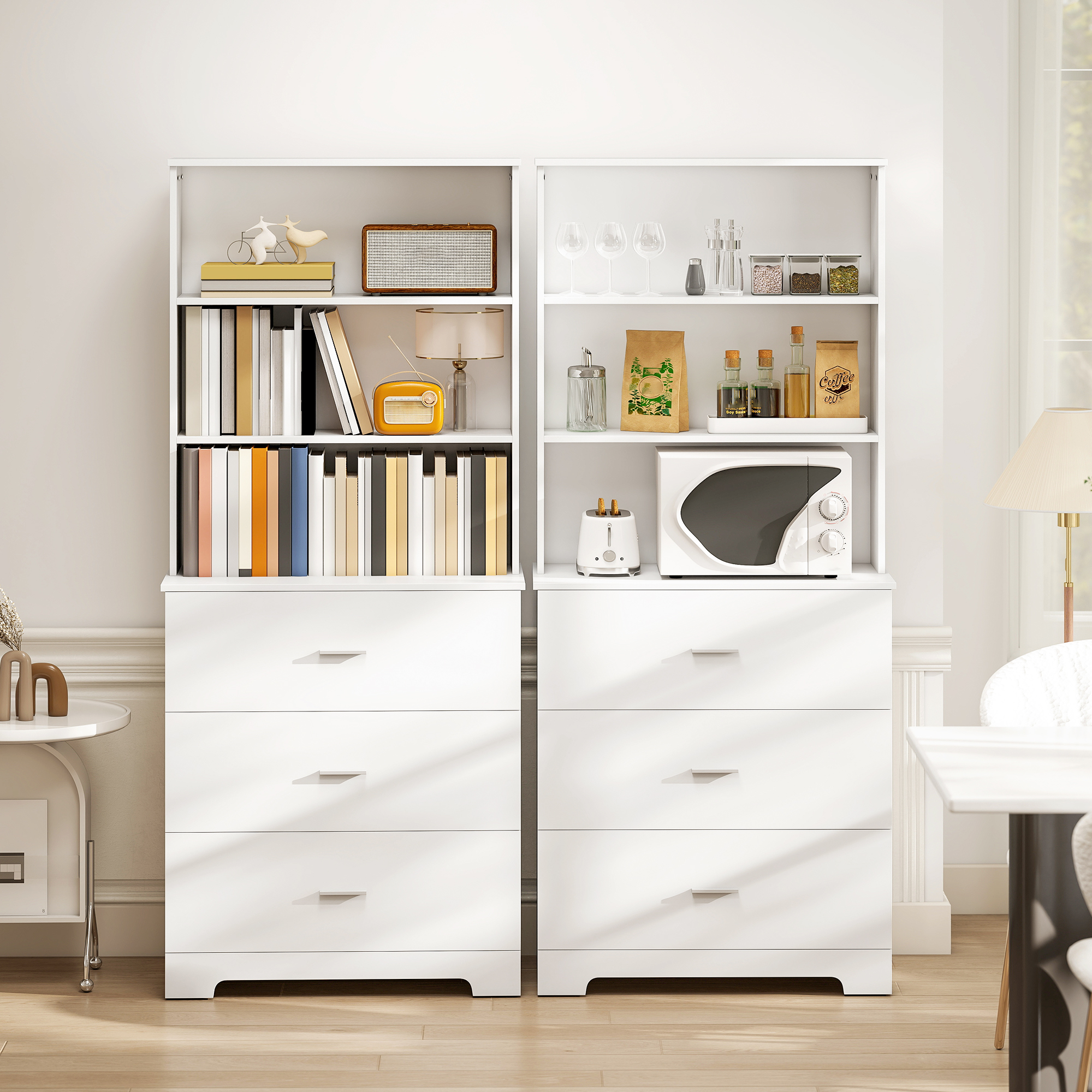 Dos estanterías blancas con cajones, llenas de libros, microondas y decoración.