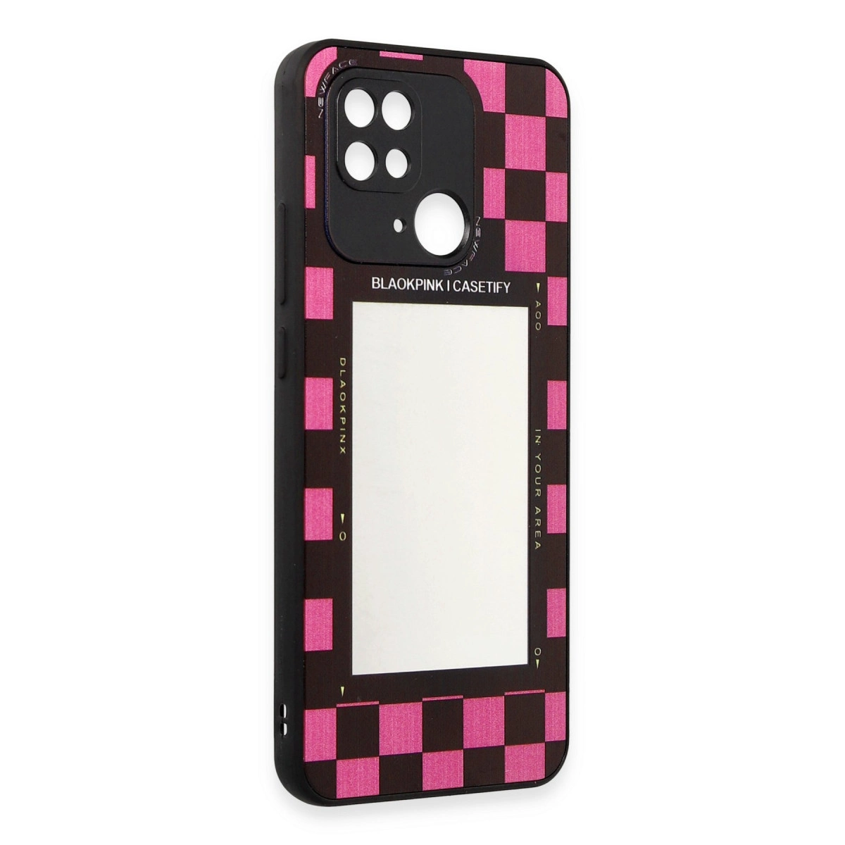 Aynalı pembe kare desenli siyah telefon kılıfı. Metin: BLACKPINK I CASETIFY.