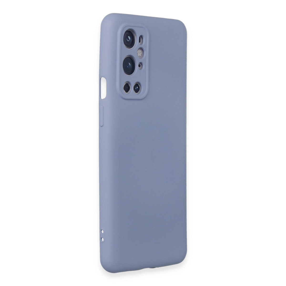 Kamera kesimli leylak rengi telefon kılıfı.