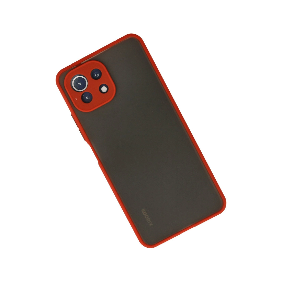 Kırmızı çerçeveli ve kamera modüllü koyu gri telefon kılıfı.
