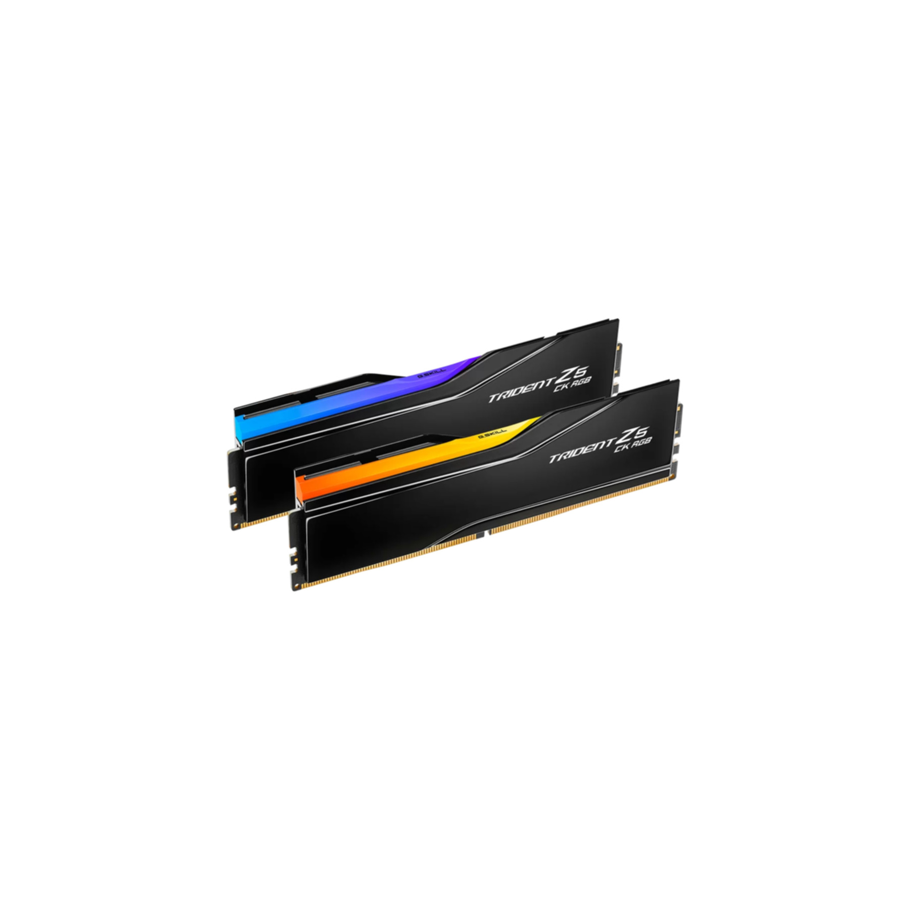 Mavi ve turuncu RGB aydınlatmalı iki siyah RAM modülü.
