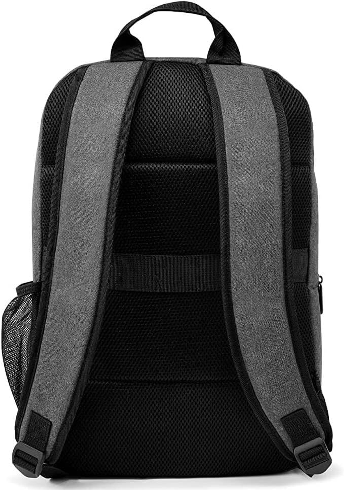 Vista trasera de una mochila gris con correas de hombro acolchadas y bolsillo lateral de malla.