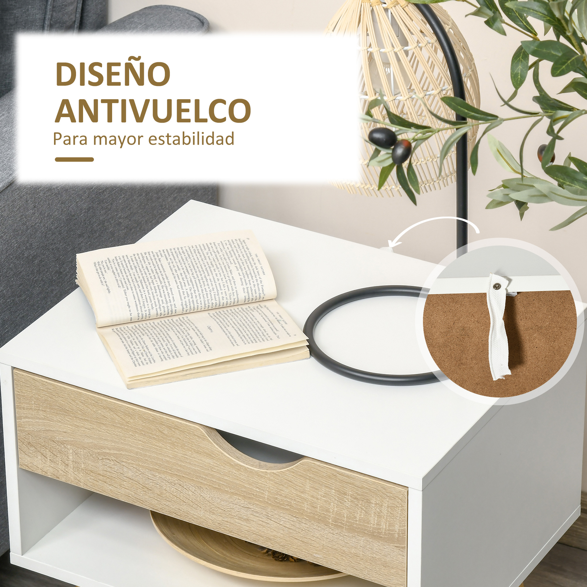 Una mesita de noche con cajón y estante abierto, con un libro abierto.