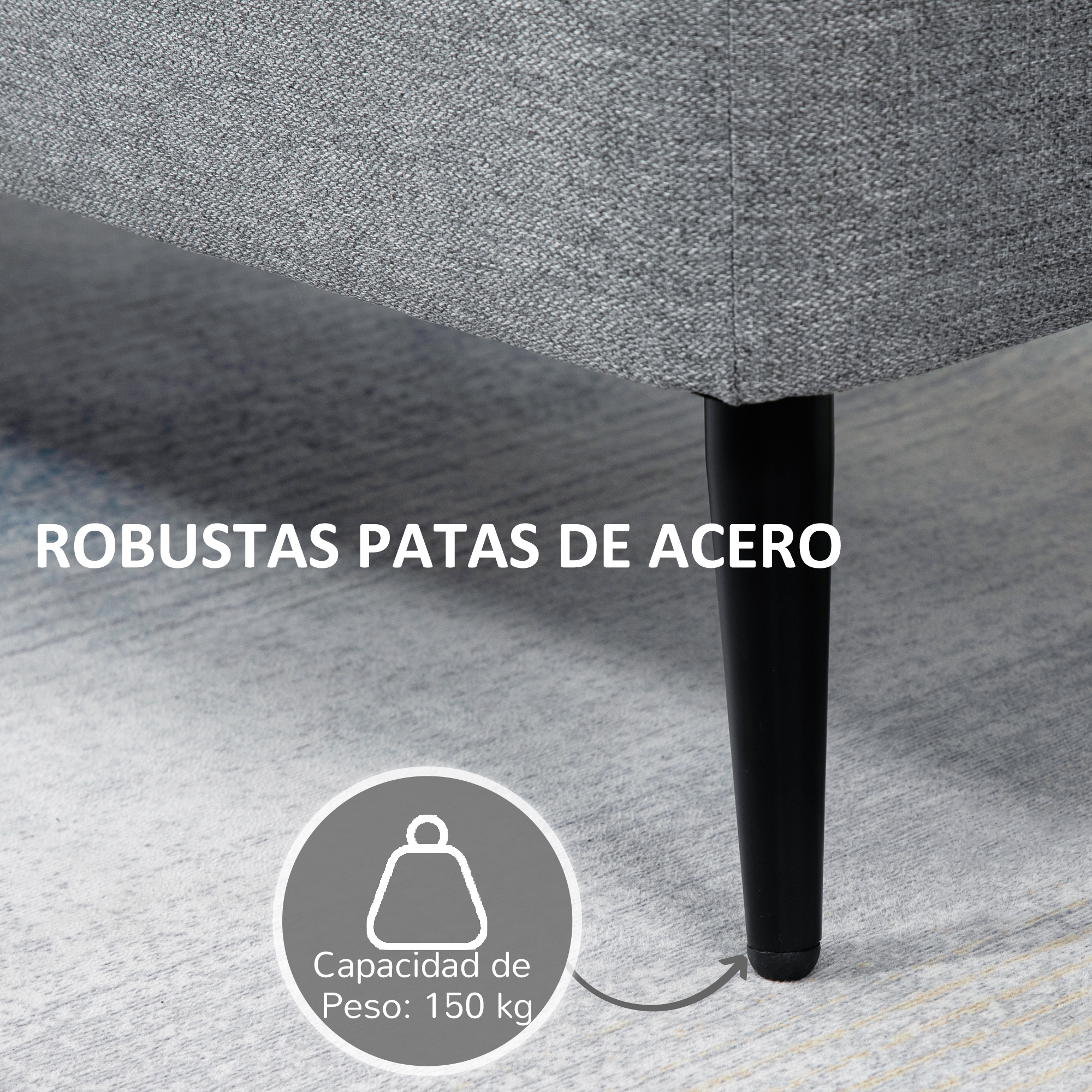 Sofá gris con patas de acero negro. Capacidad de peso: 150 kg.