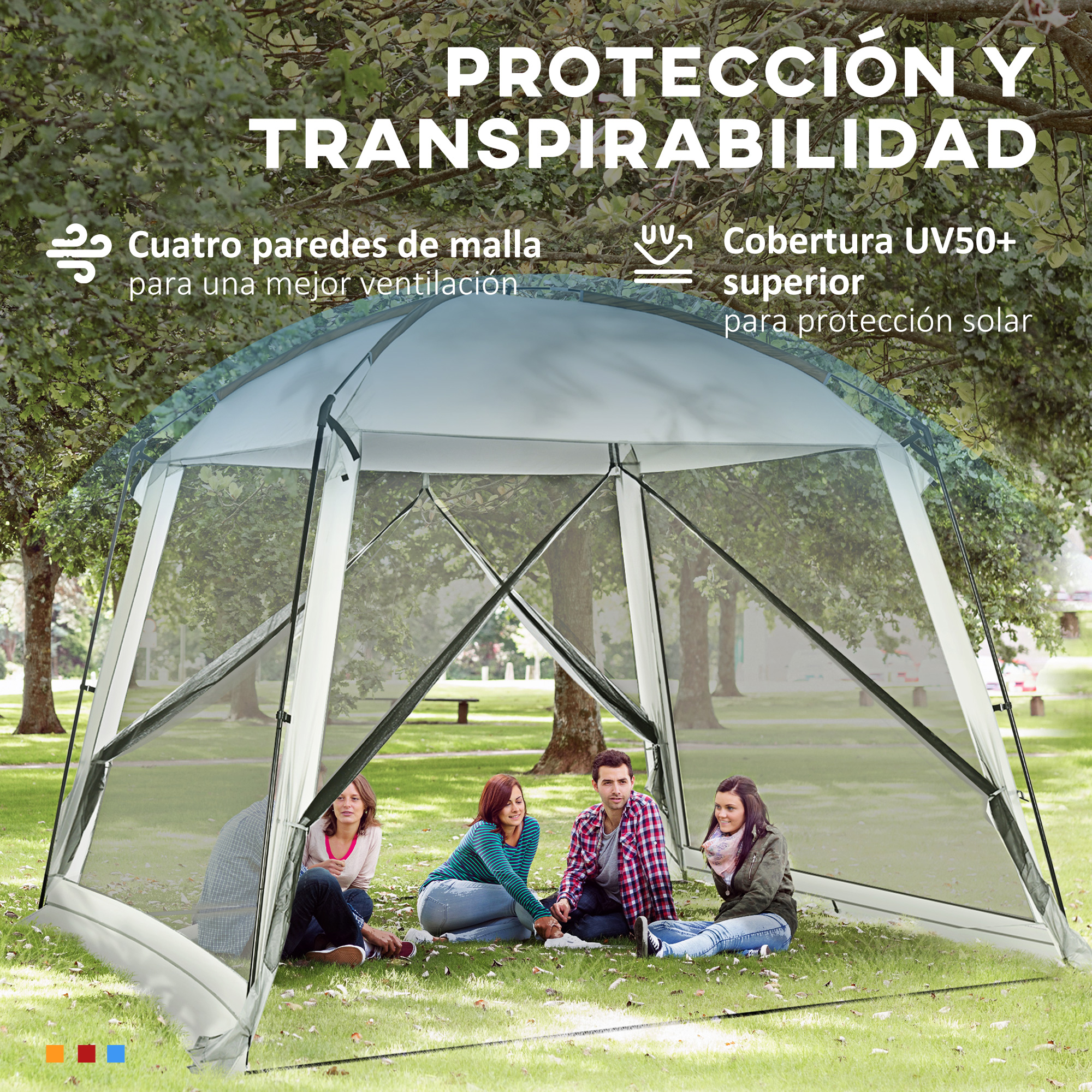 Cuatro personas sentadas en el césped bajo un cenador de malla al aire libre.