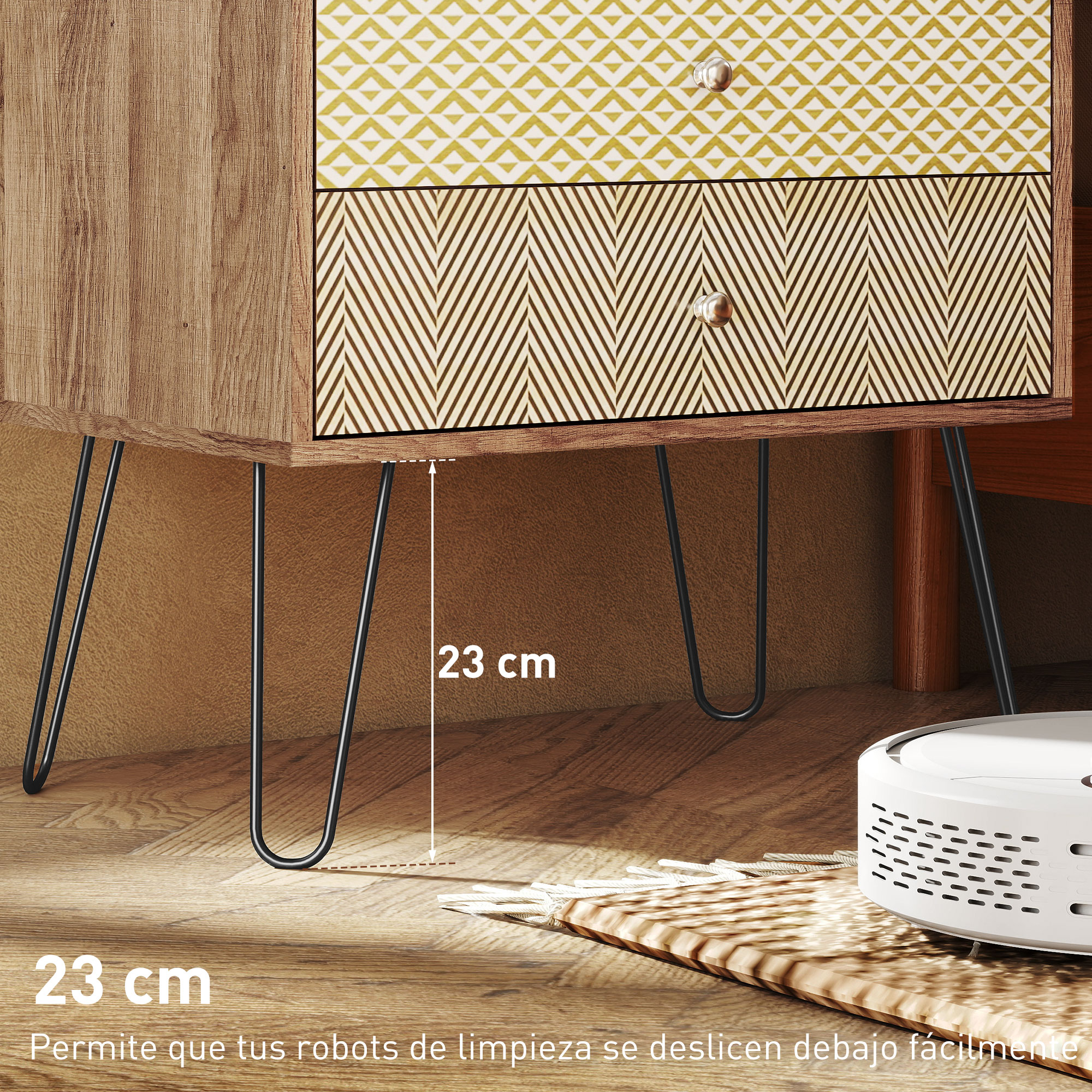 Armario de madera con cajones estampados sobre patas de horquilla negras. Un robot aspirador debajo.