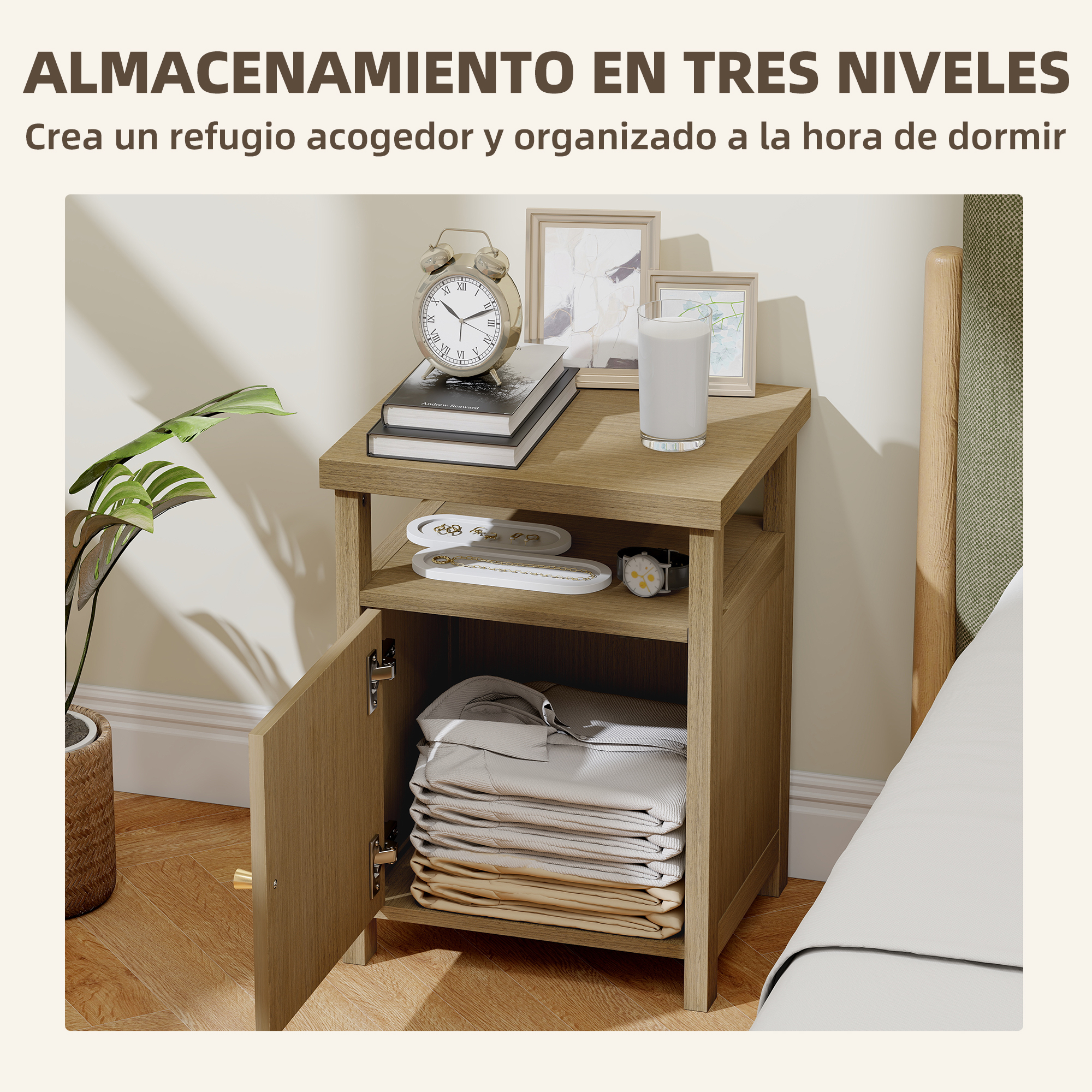 Una mesita de noche de tres niveles con ropa y joyas. Reloj despertador.