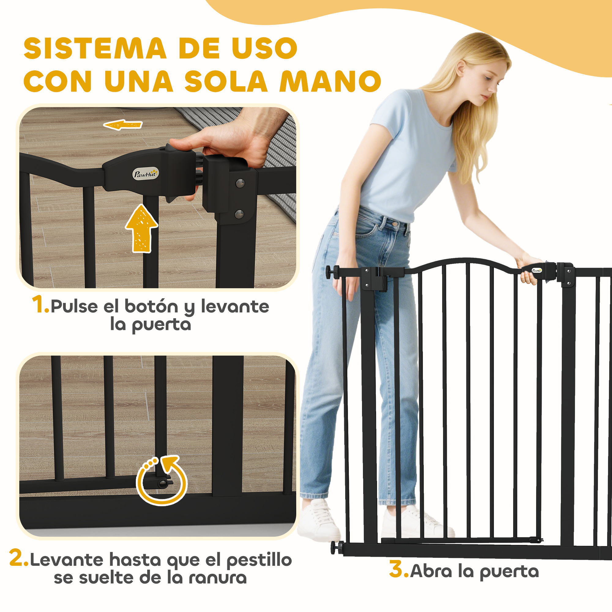 Una mujer abre una puerta de seguridad negra presionando un botón y levantándola.