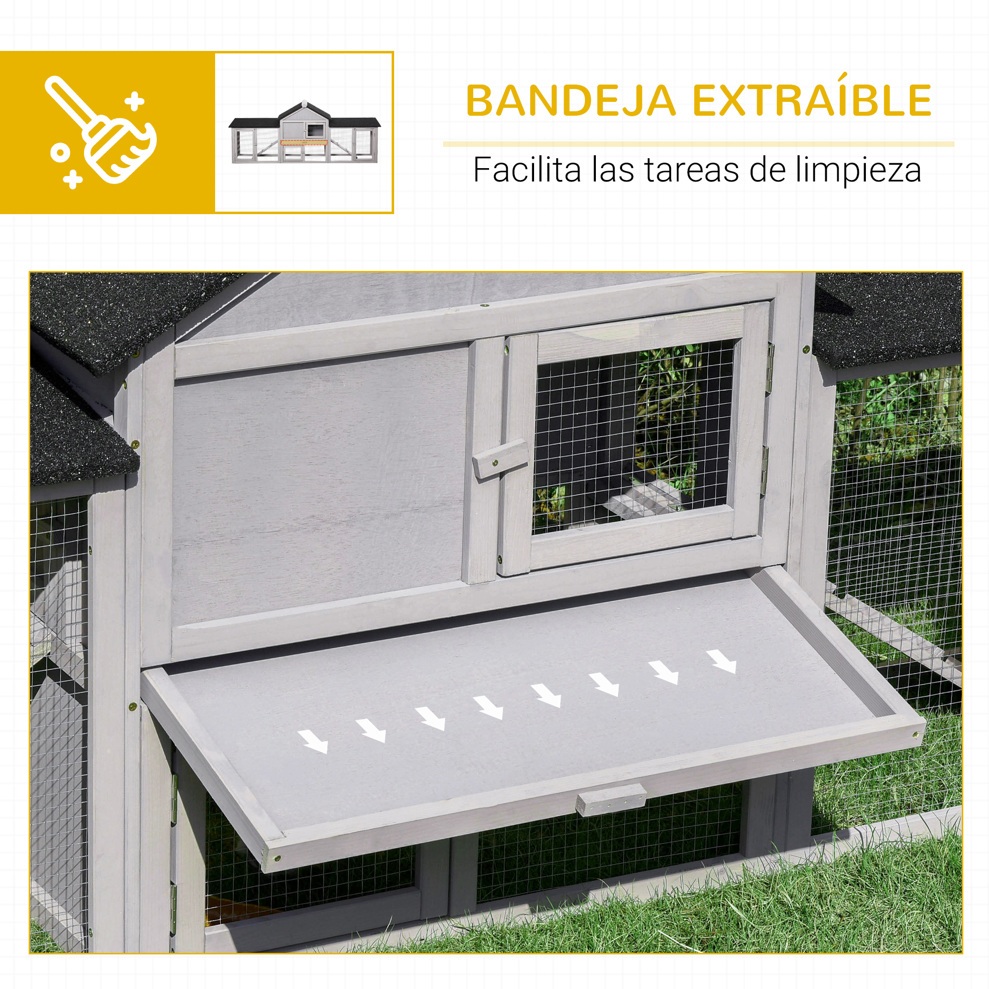 Gallinero gris con bandeja extraíble y flechas. Al aire libre sobre césped.