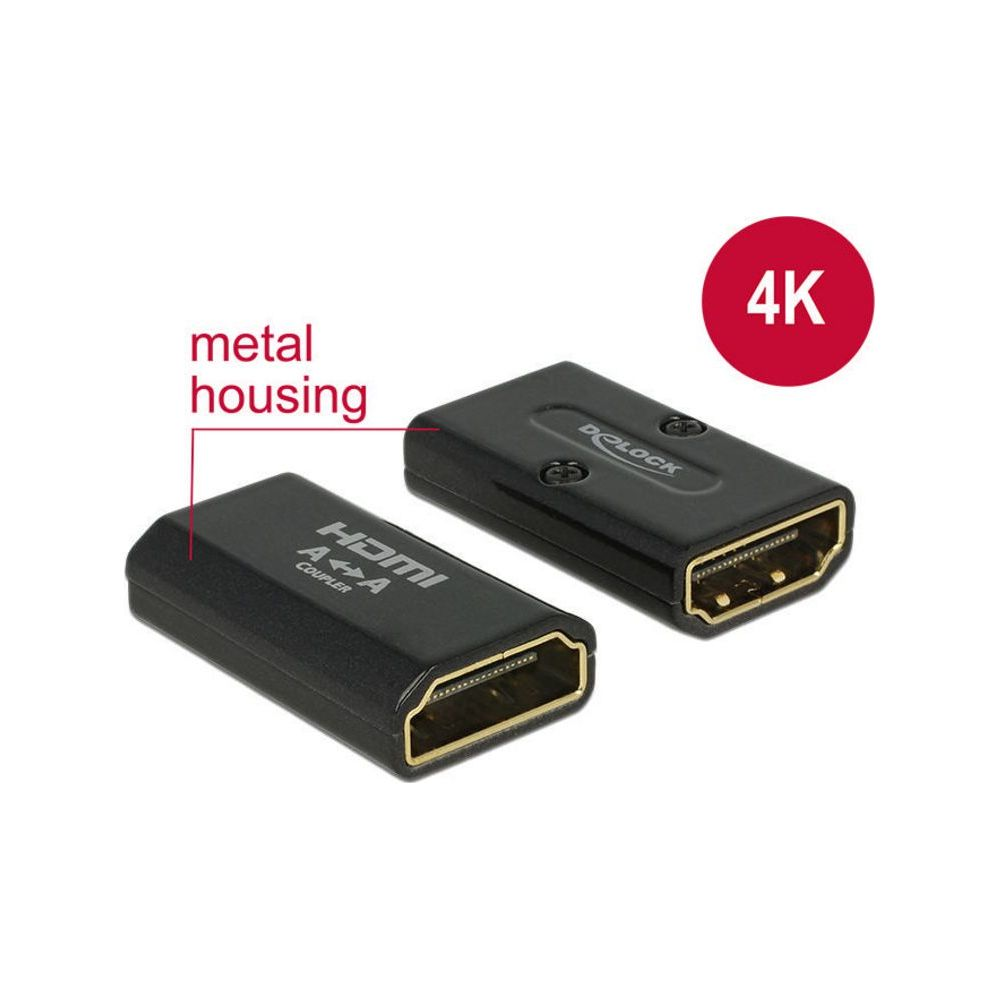 Due adattatori accoppiatori HDMI neri con logo 4K ed etichettatura.