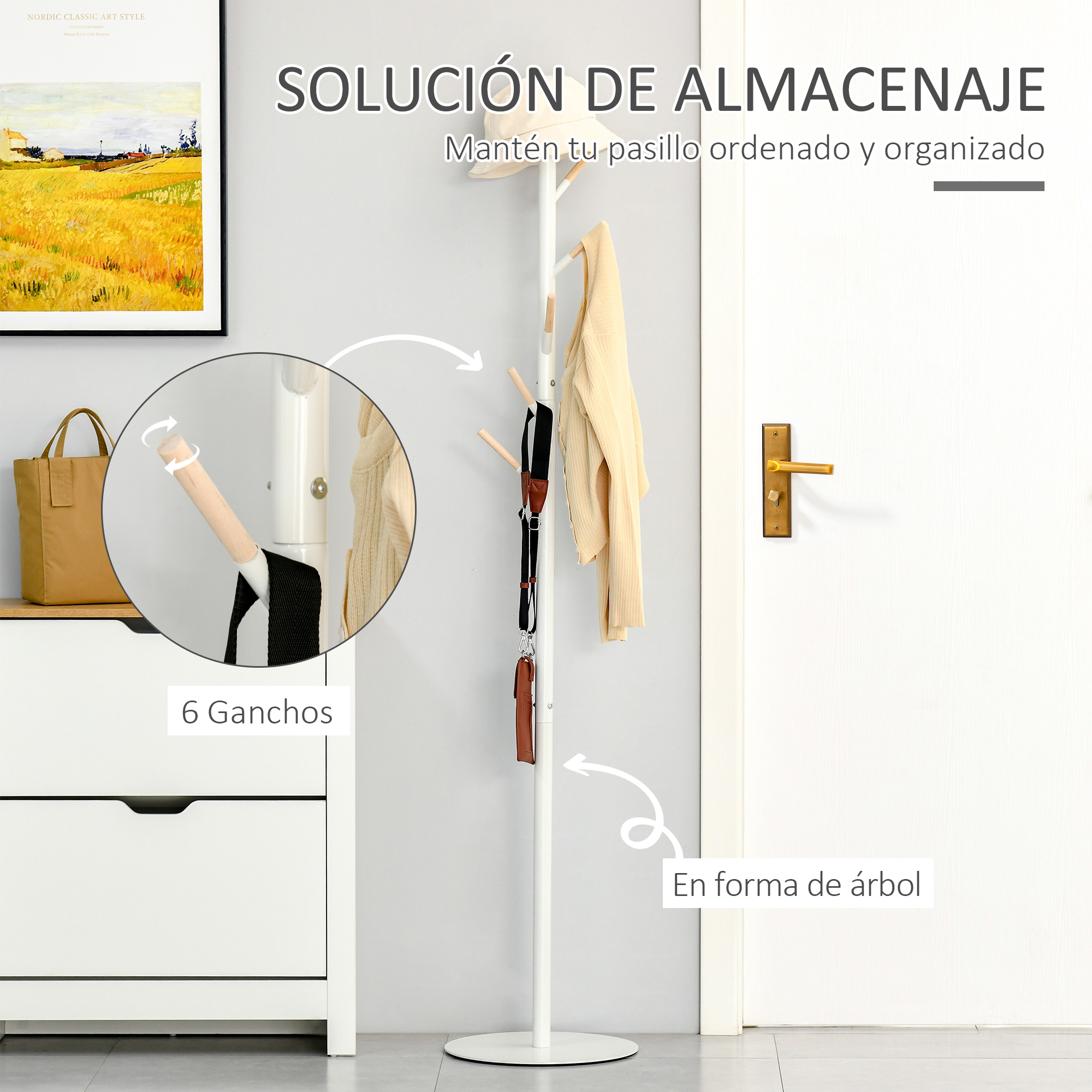 Un perchero blanco con ropa y un bolso al lado.