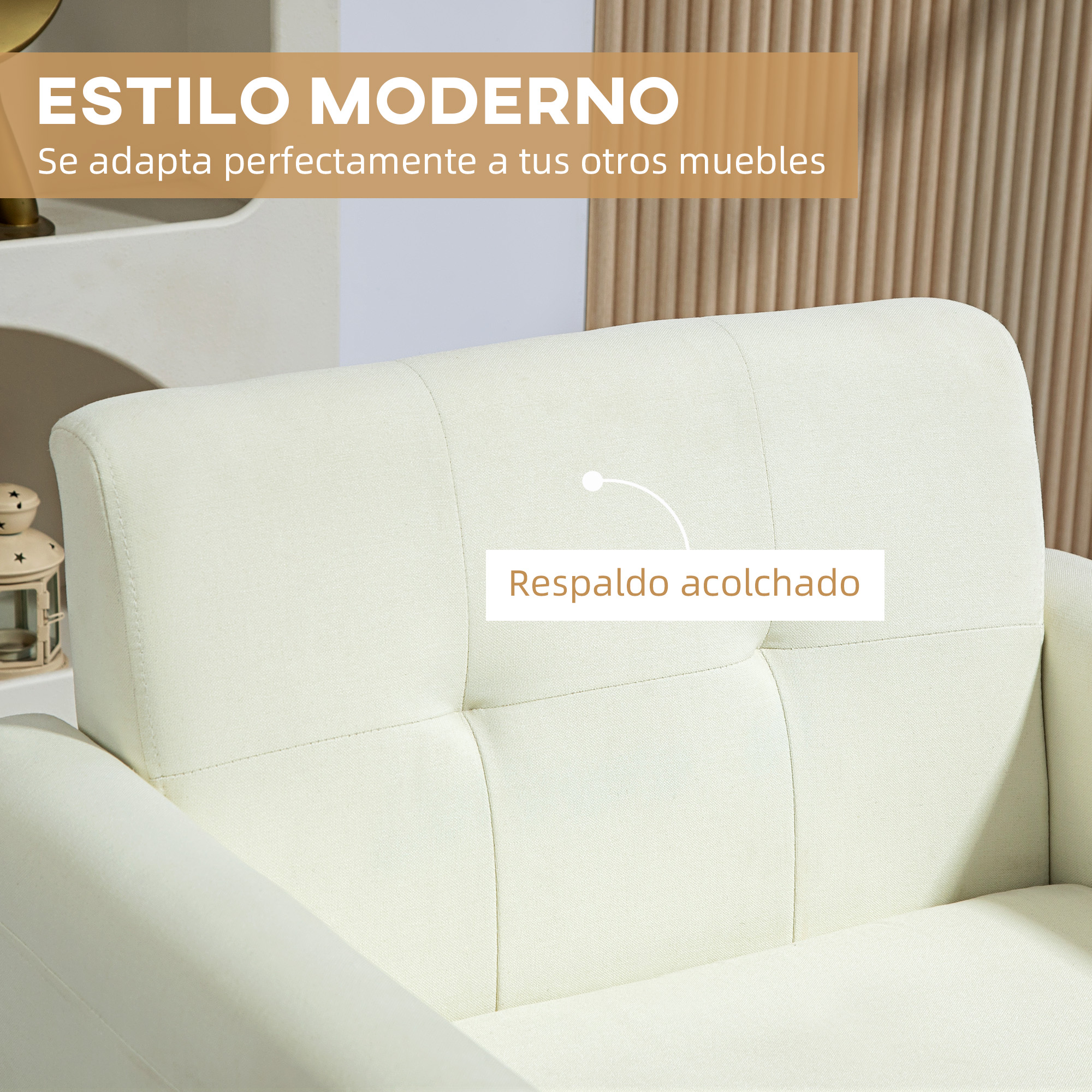 Un sillón beige claro con detalles capitoné y texto en español.