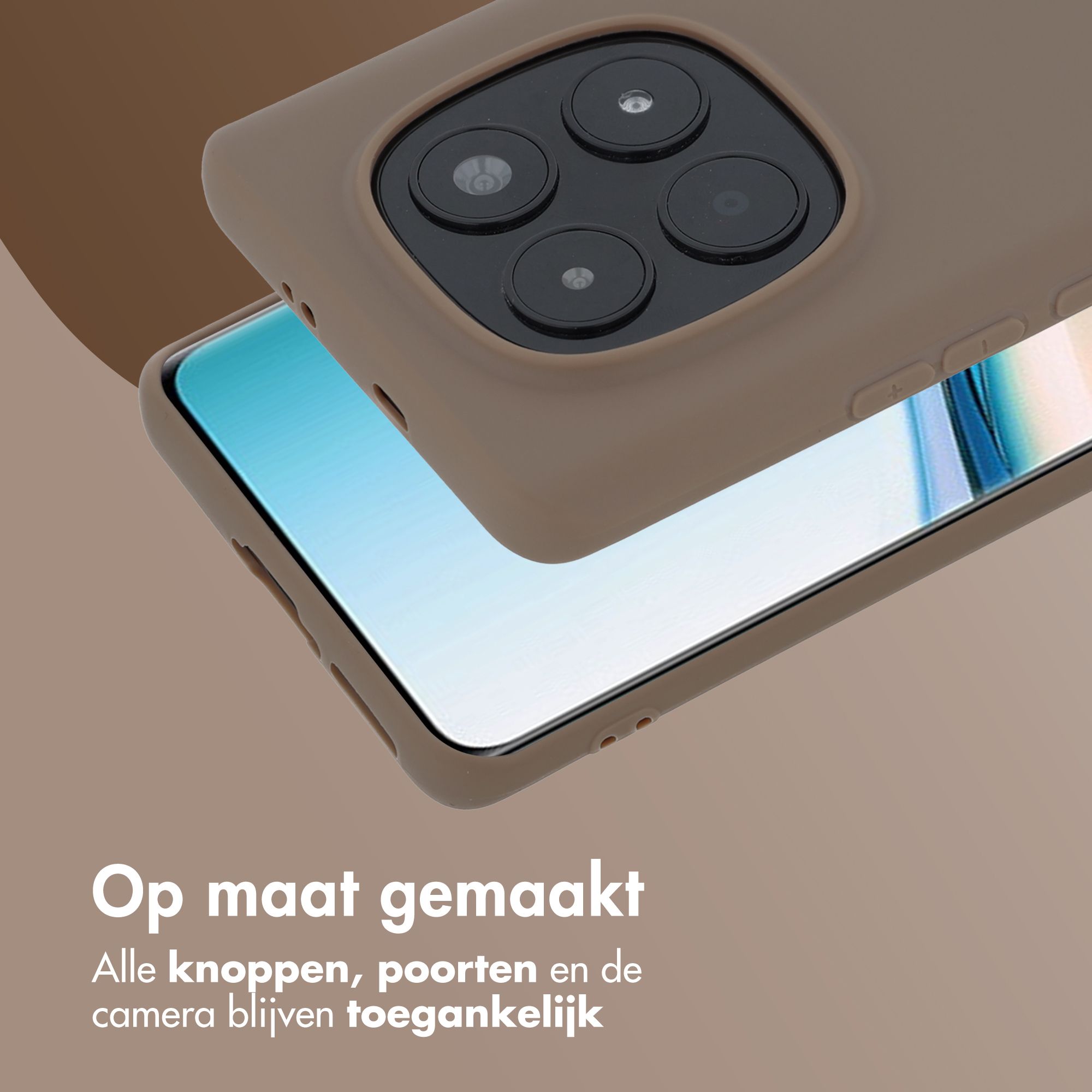 Une coque beige recouvre un smartphone à écran bleu. Objectifs de caméra visibles.