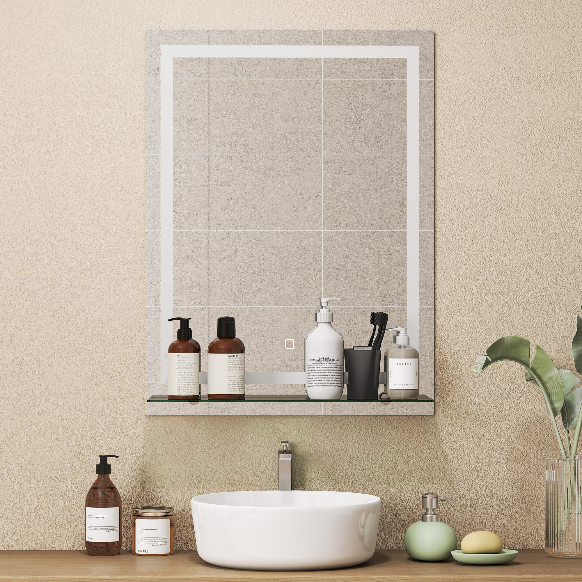 Un lavabo de baño con artículos de tocador y un espejo con iluminación led.