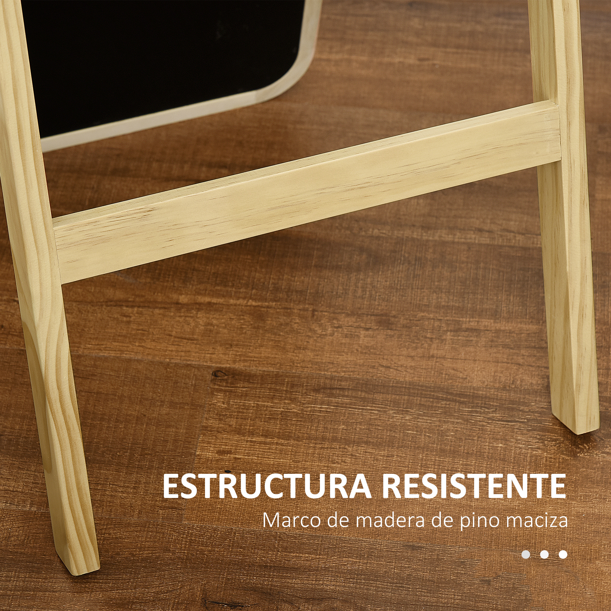 Marco de madera de silla sobre suelo de madera con texto.