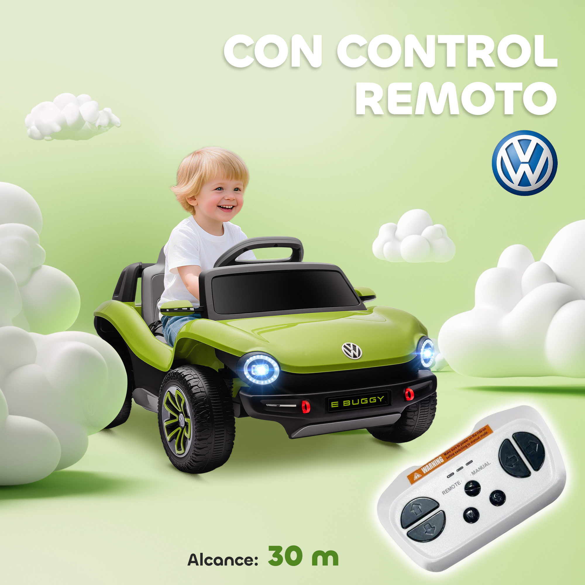 Un niño pequeño conduce un coche de juguete buggy eléctrico verde a control remoto.