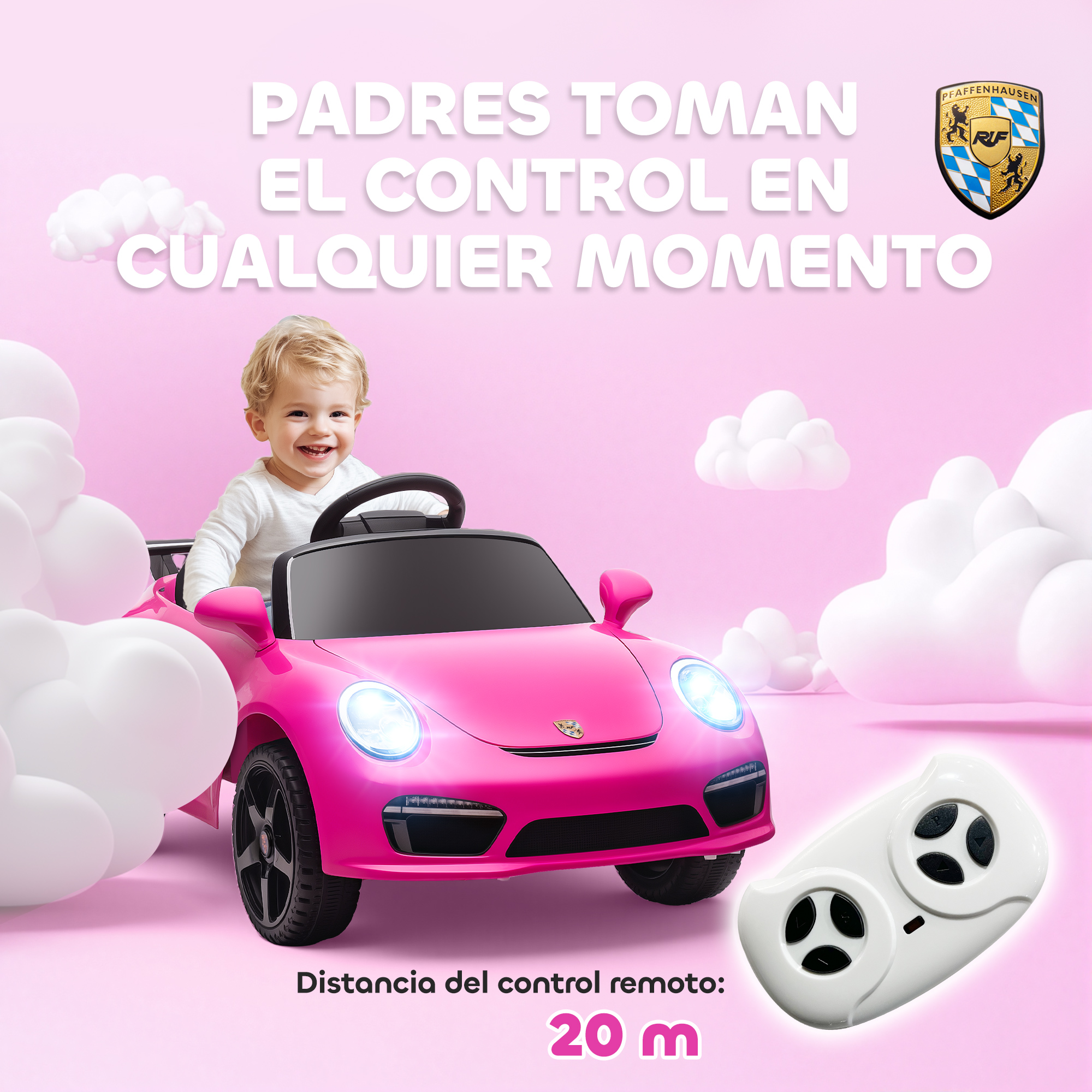 Un niño sonriente conduce un coche de juguete rosa. Un mando a distancia al lado.