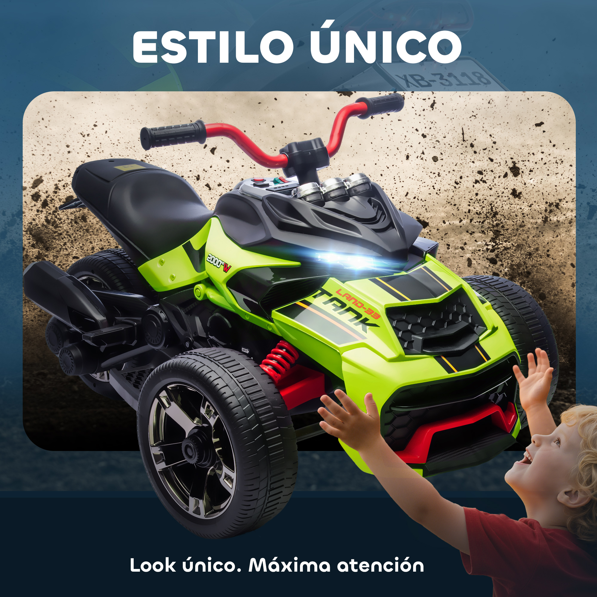 Un niño mira un quad verde brillante con acentos rojos conduciendo por tierra.
