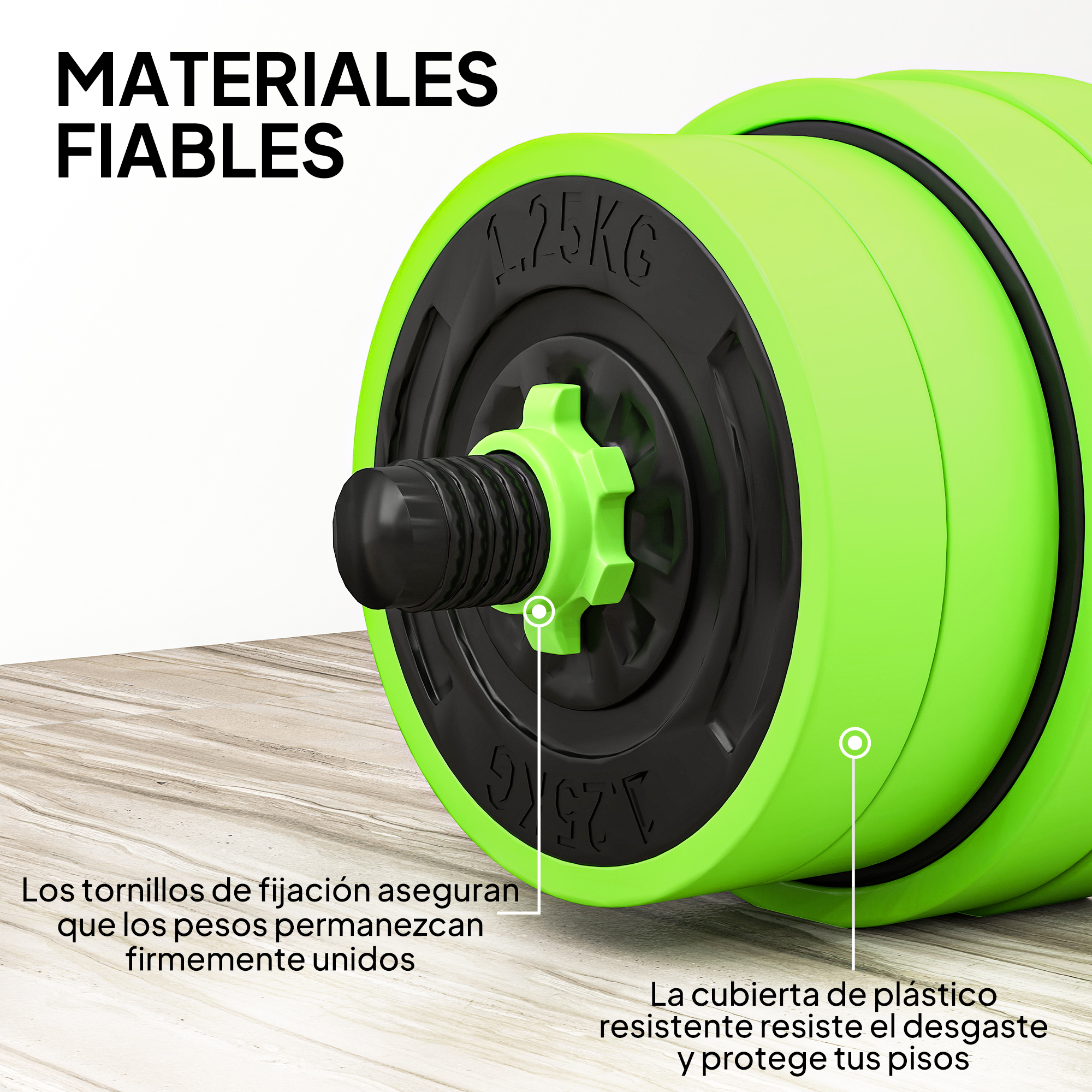 Mancuerna verde con disco negro sobre suelo de madera.