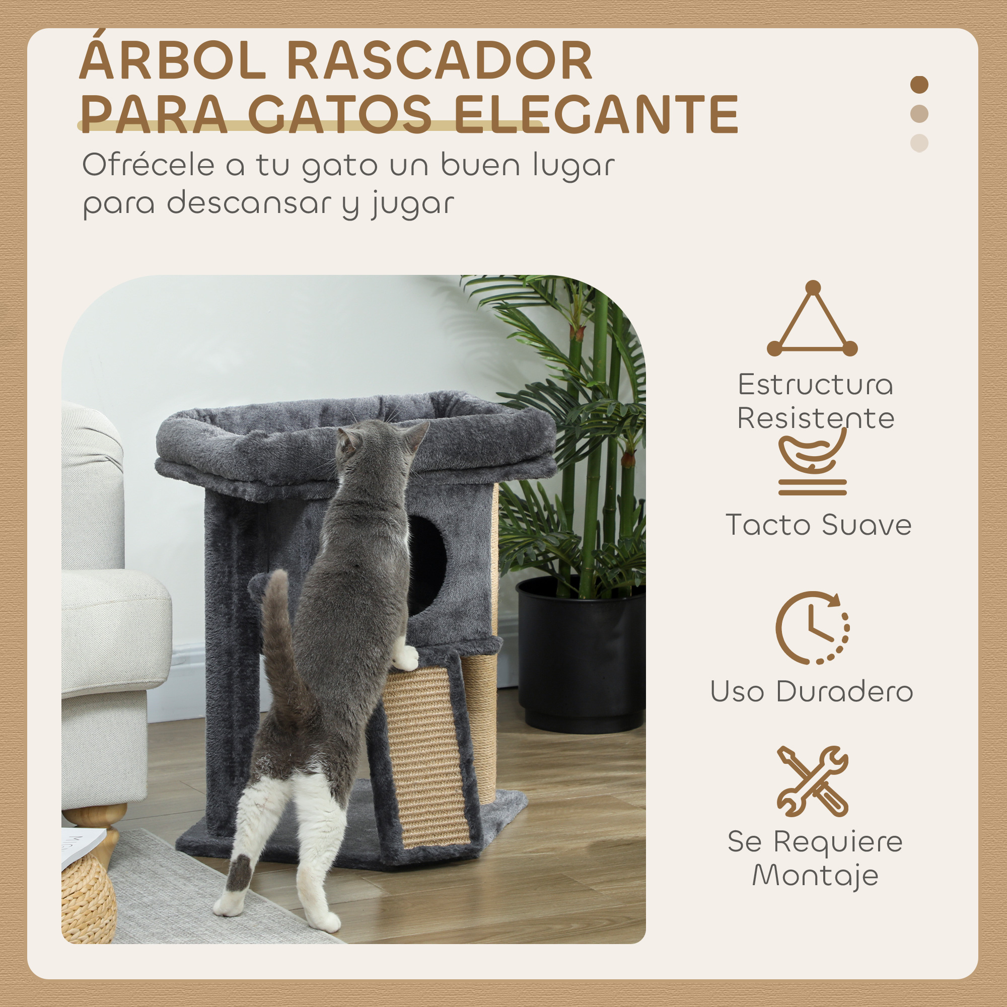 Árbol rascador gris con un gato gris sentado y una planta grande.